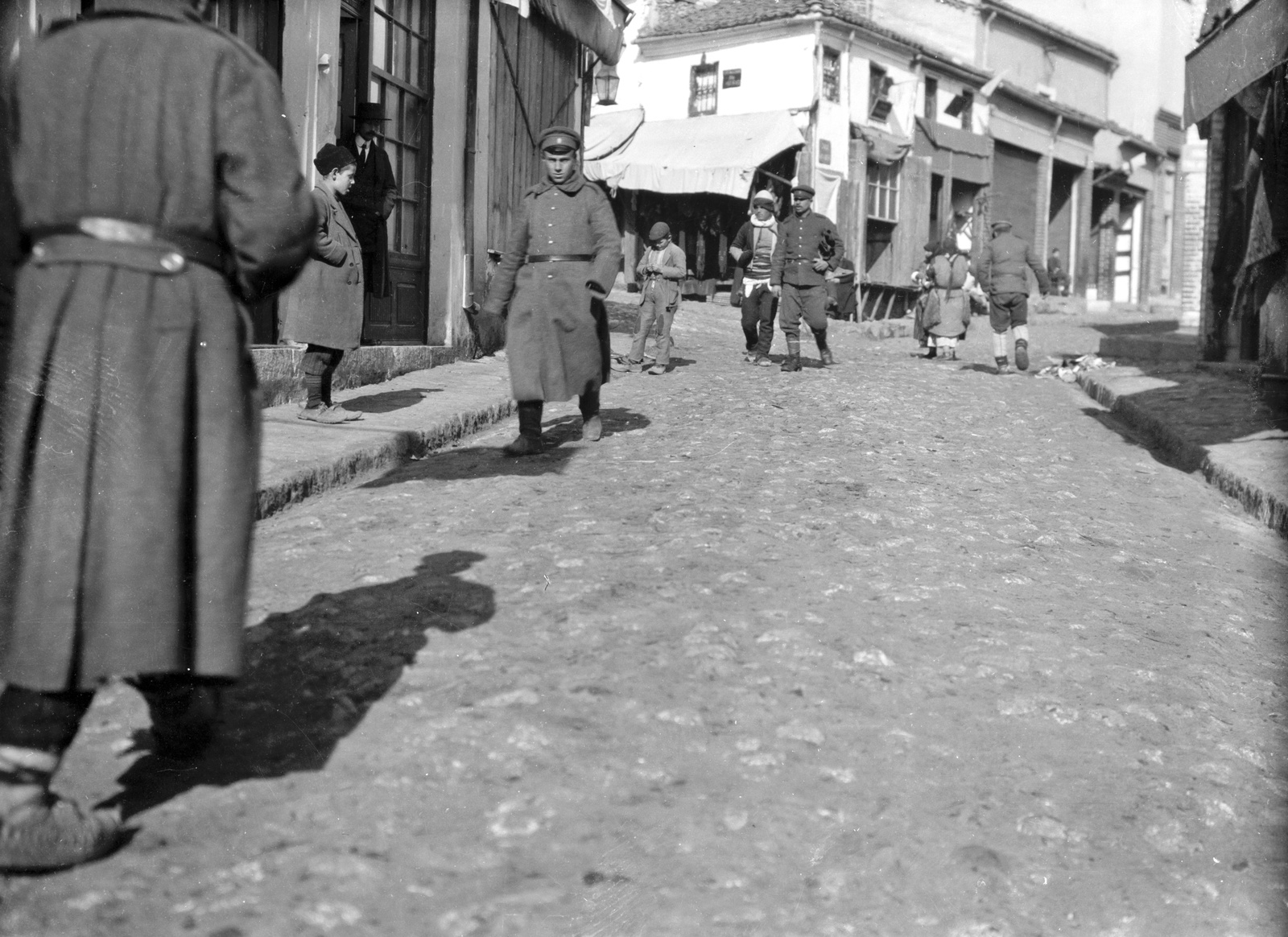 1915, Németh Tamás, Urai Dezső, First World War, street view, pedestrian, Fortepan #59163
