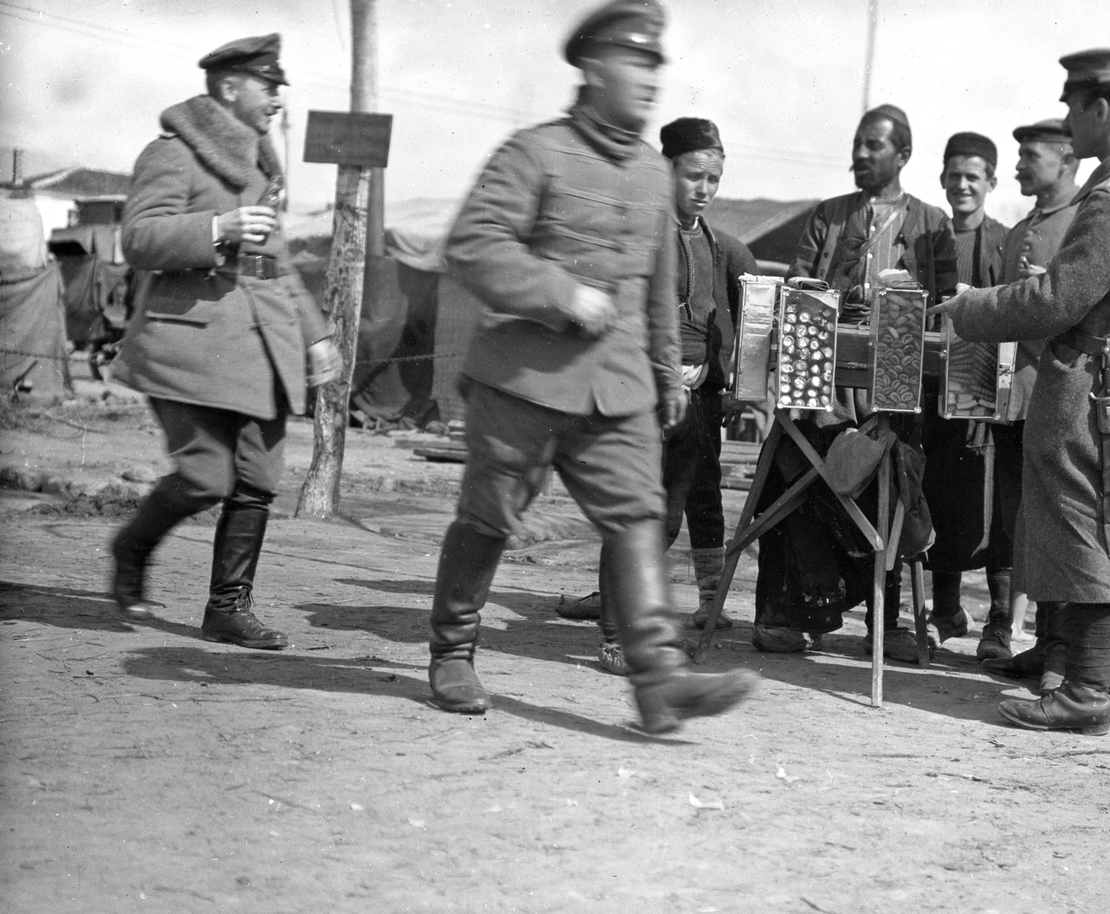 1915, Németh Tamás, Urai Dezső, First World War, candy seller, Fortepan #59244