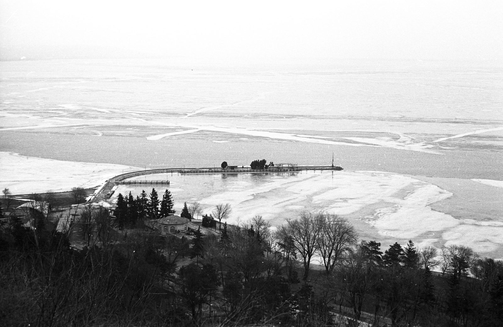 Magyarország,Balaton, Tihany, kikötő., 1968, Tóth Lajos, jég, Fortepan #59707