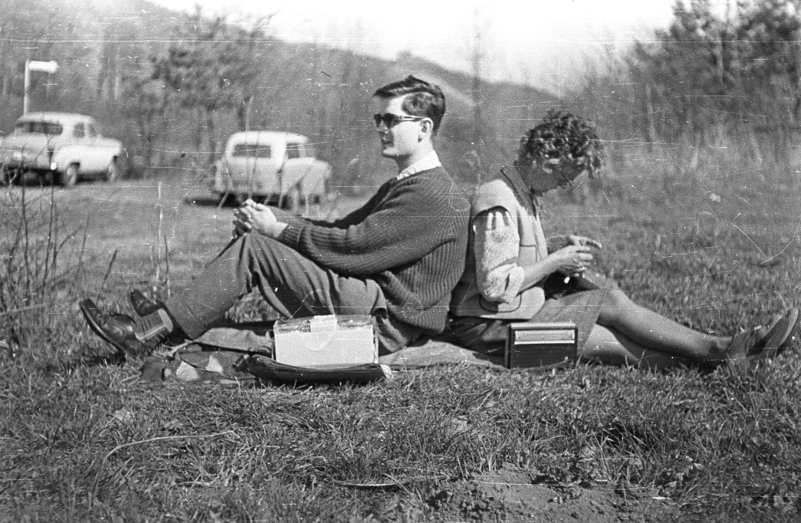 1965, Tóth Lajos, portable radio, Fortepan #59799