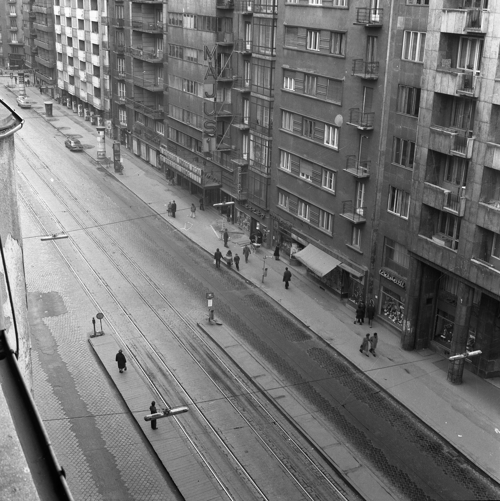 Hungary, Budapest II., Margit körút (Mártírok útja) a Keleti Károly utcától a Fényes Elek utca felé nézve., 1976, Nagy Gyula, Budapest, Fortepan #60056