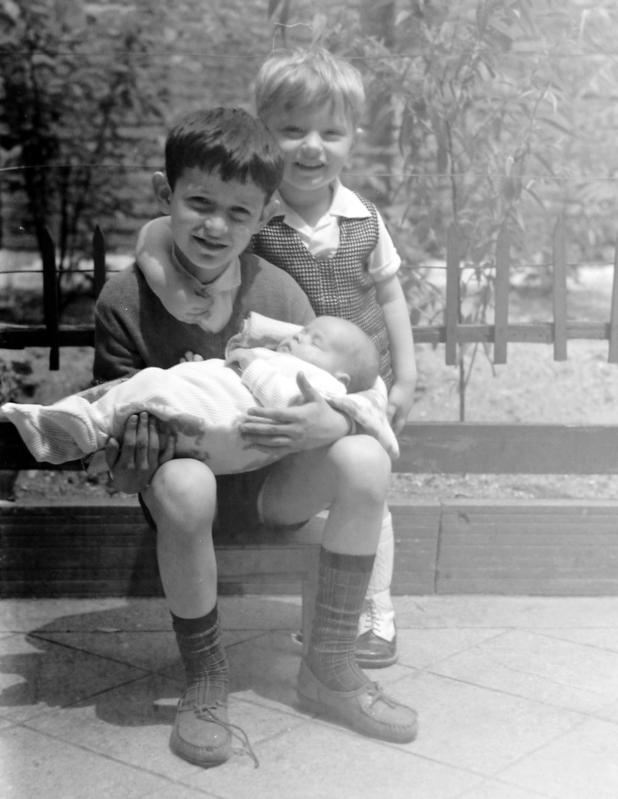 1966, Fortepan, newborn, brothers, arms around shoulders, hold in arms, Fortepan #6026