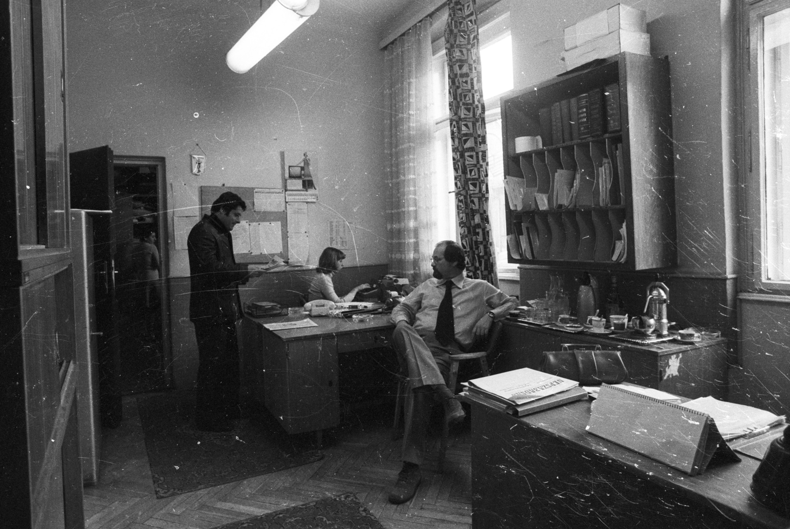 1980, Gárdos György, office, coffee maker, Népszabadság newspaper, Fortepan #60549