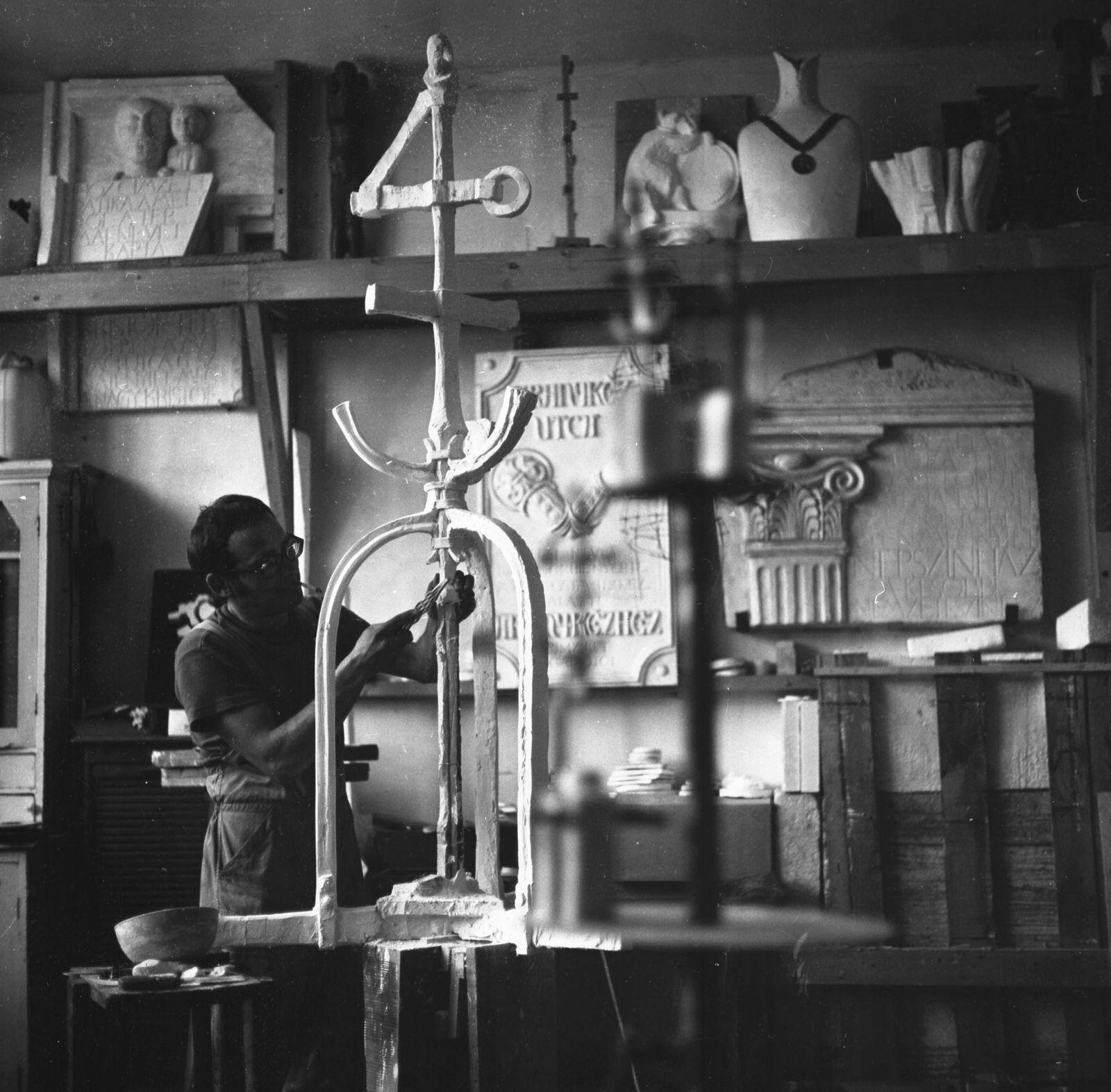 Hungary, Szentendre, Új Művésztelep, Asszonyi Tamás szobrászművész műtermében., 1970, Gárdos György, studio, Fortepan #60565