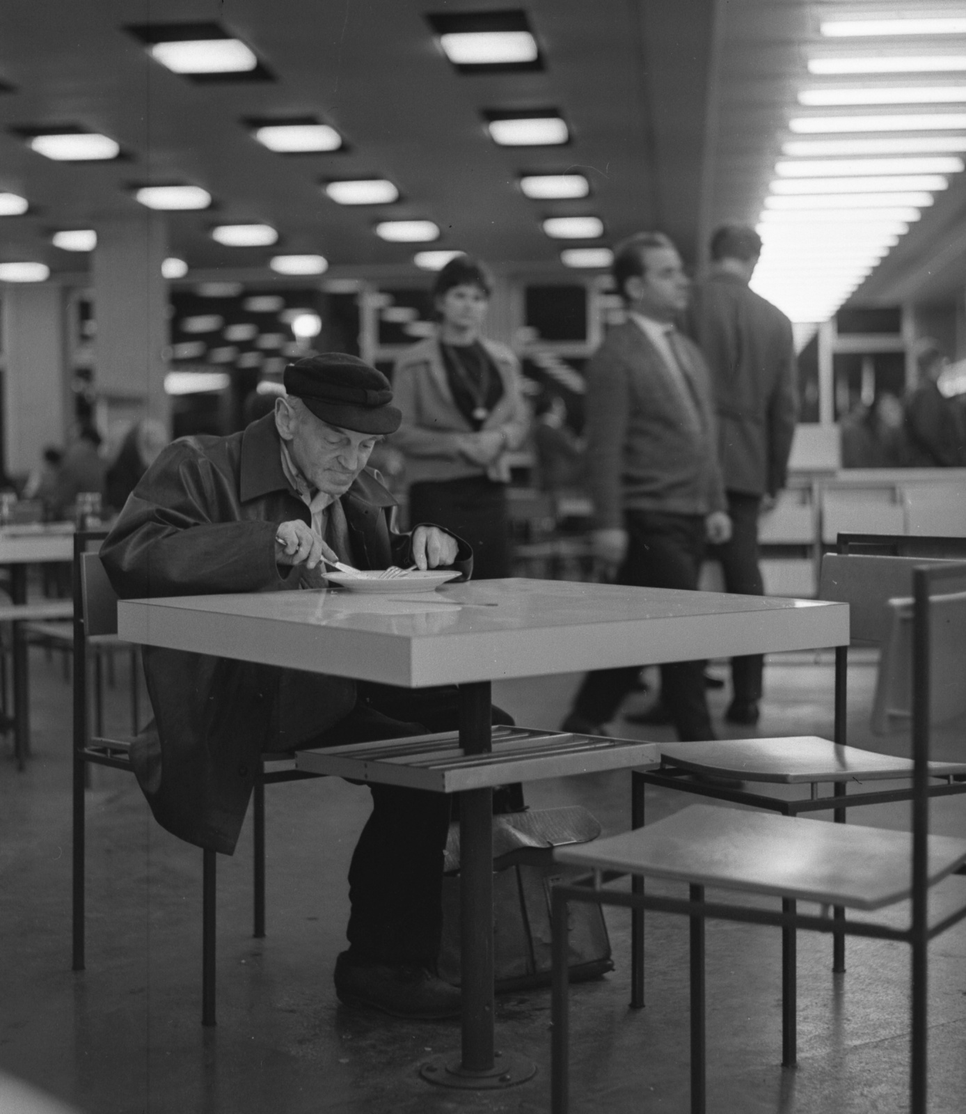 Germany, Dresden, „Am Zwinger“ önkiszolgáló étterem., 1970, Gárdos György, restaurant, GDR, Fortepan #60586
