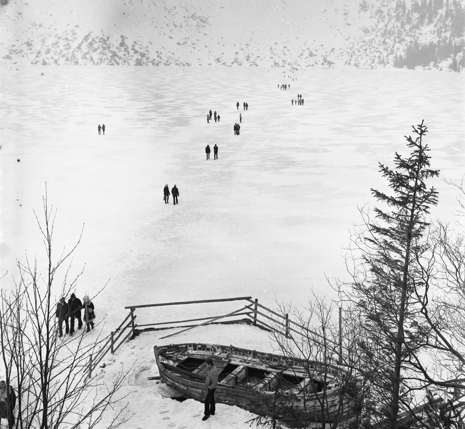 1974, Gárdos György, winter, snow, boat, ice, Fortepan #60617