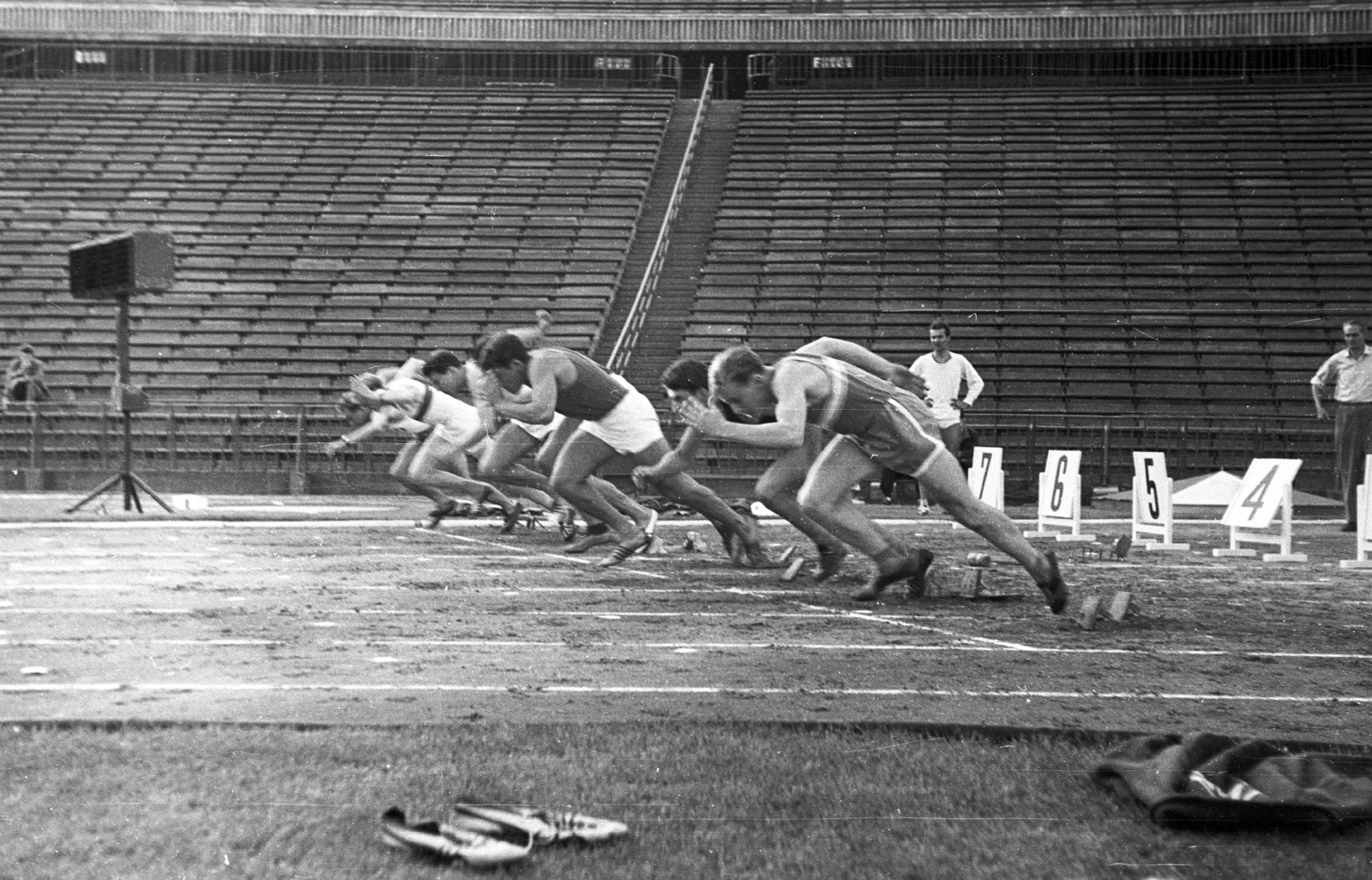 Magyarország, Népstadion, Budapest XIV., 1962, Lencse Zoltán, stadion, atlétika, futóverseny, rajtgép, Budapest, Fortepan #60845