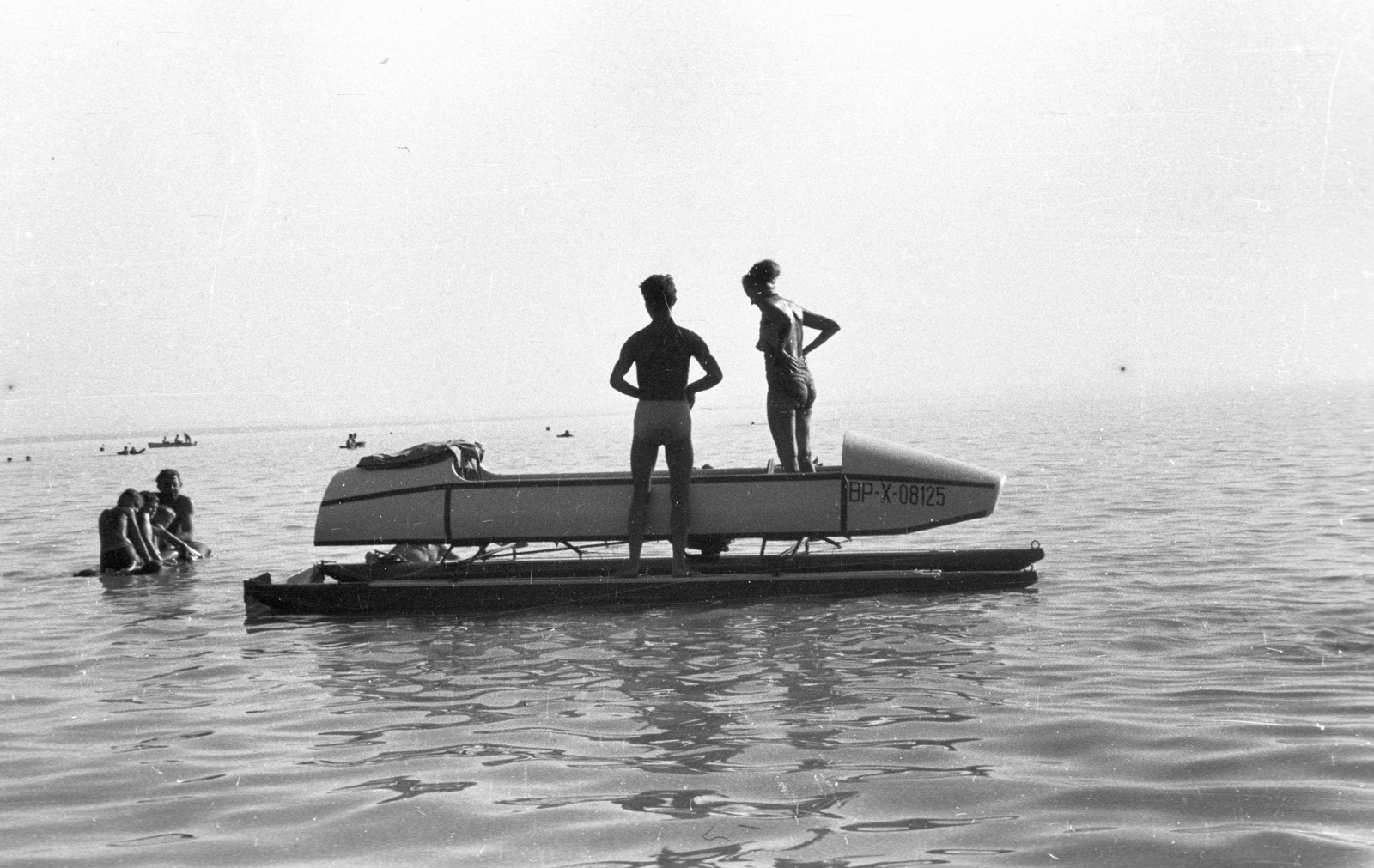 Hungary,Lake Balaton, 1961, Lencse Zoltán, free time, bathing suit, water surface, bathing, summer, paddle boat, Fortepan #60980