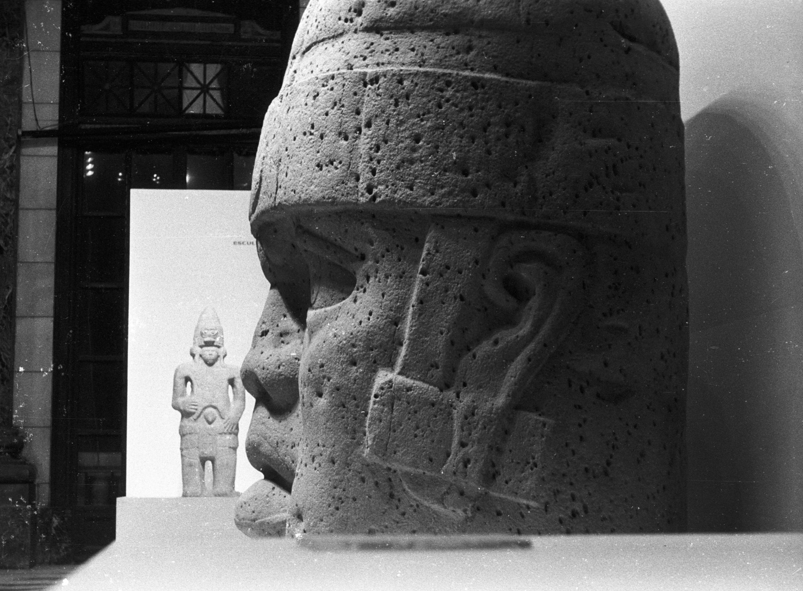 Cuba, Havana, Hotel Nacional, mexikói műkincsek kiállítása, olmék fej., 1974, Mészáros Zoltán, exhibition, Olmec civilization, Fortepan #61459
