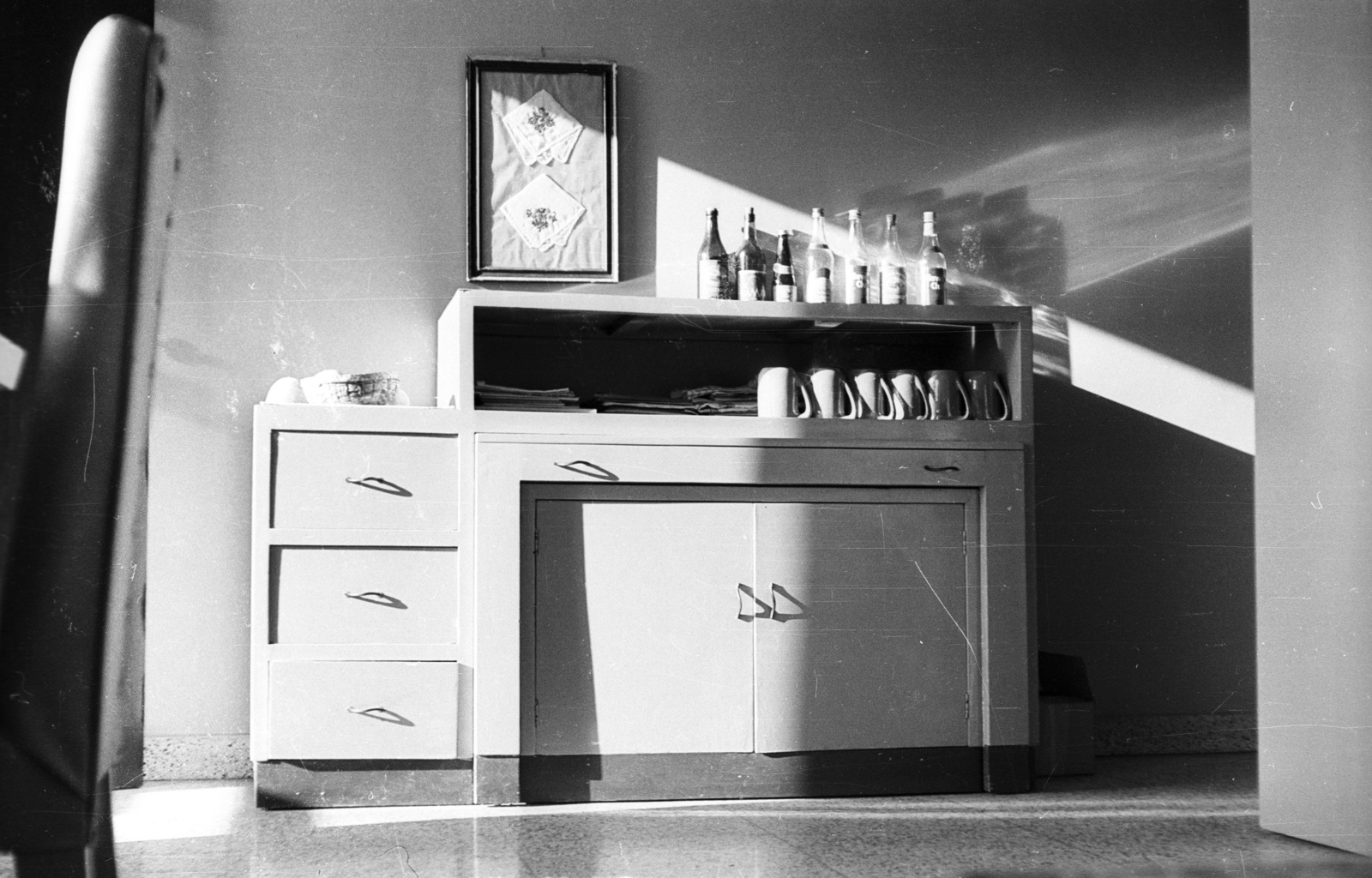 Cuba, Havana, Avenida 1ra, Hotel Sierra Maestra, szobabelső., 1974, Mészáros Zoltán, interior, liquor, Fortepan #61470