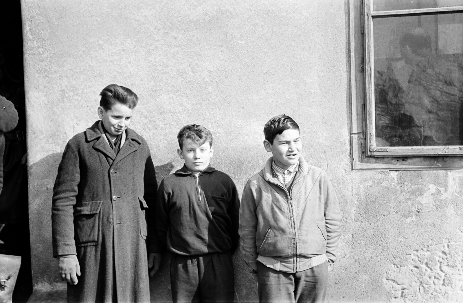 1959, Lipovits Károly, portré, fiúk, kabát, melegítő, hajviselet, hárman, Fortepan #61718