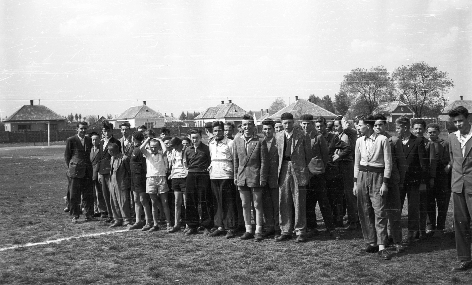 Magyarország, Csorna, járási négytusa verseny résztvevői a sporttelepen., 1959, Lipovits Károly, csoportkép, fiúk, Fortepan #61953