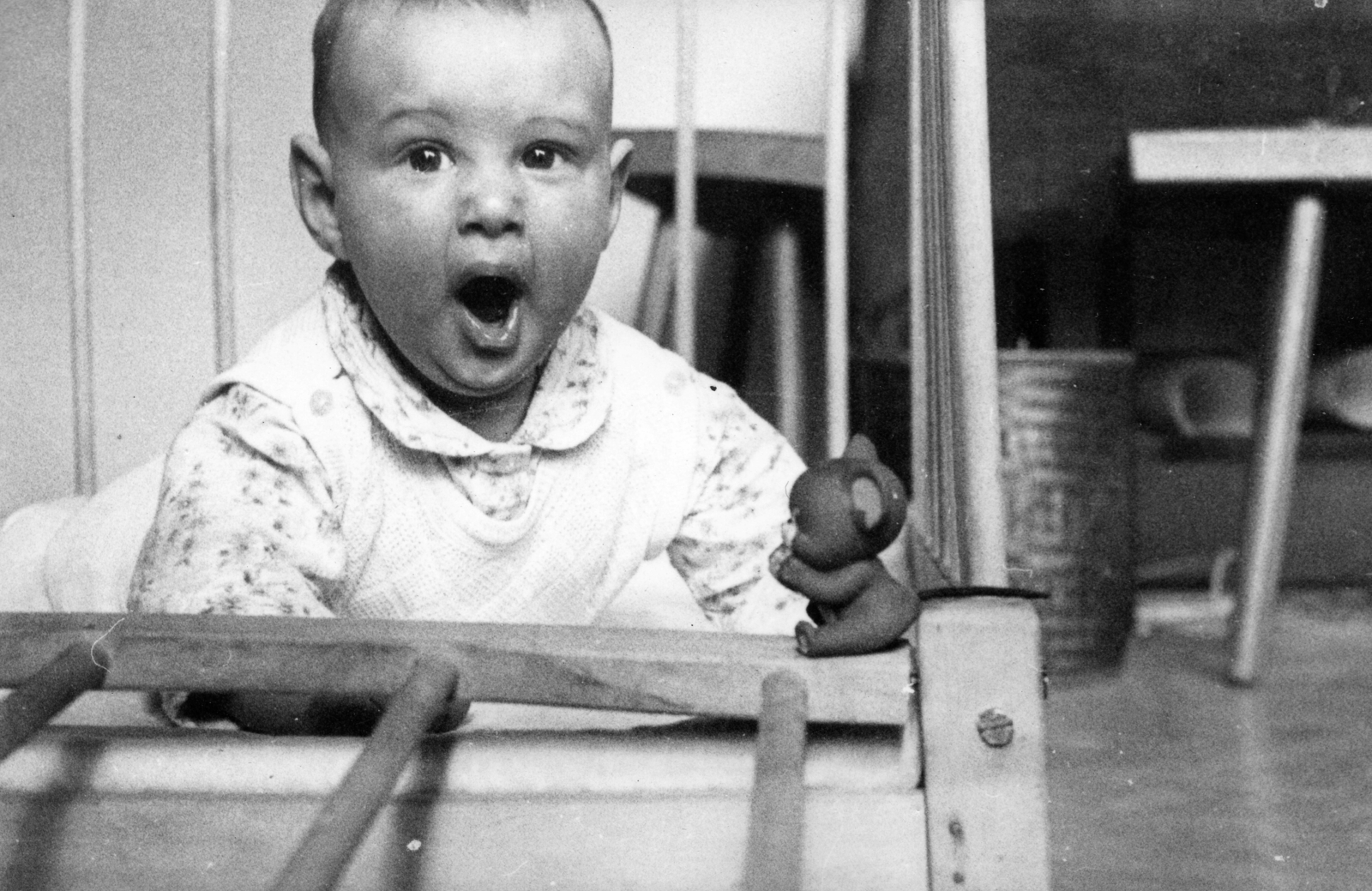 1970, A R, newborn, playpen, yawning, Fortepan #62123