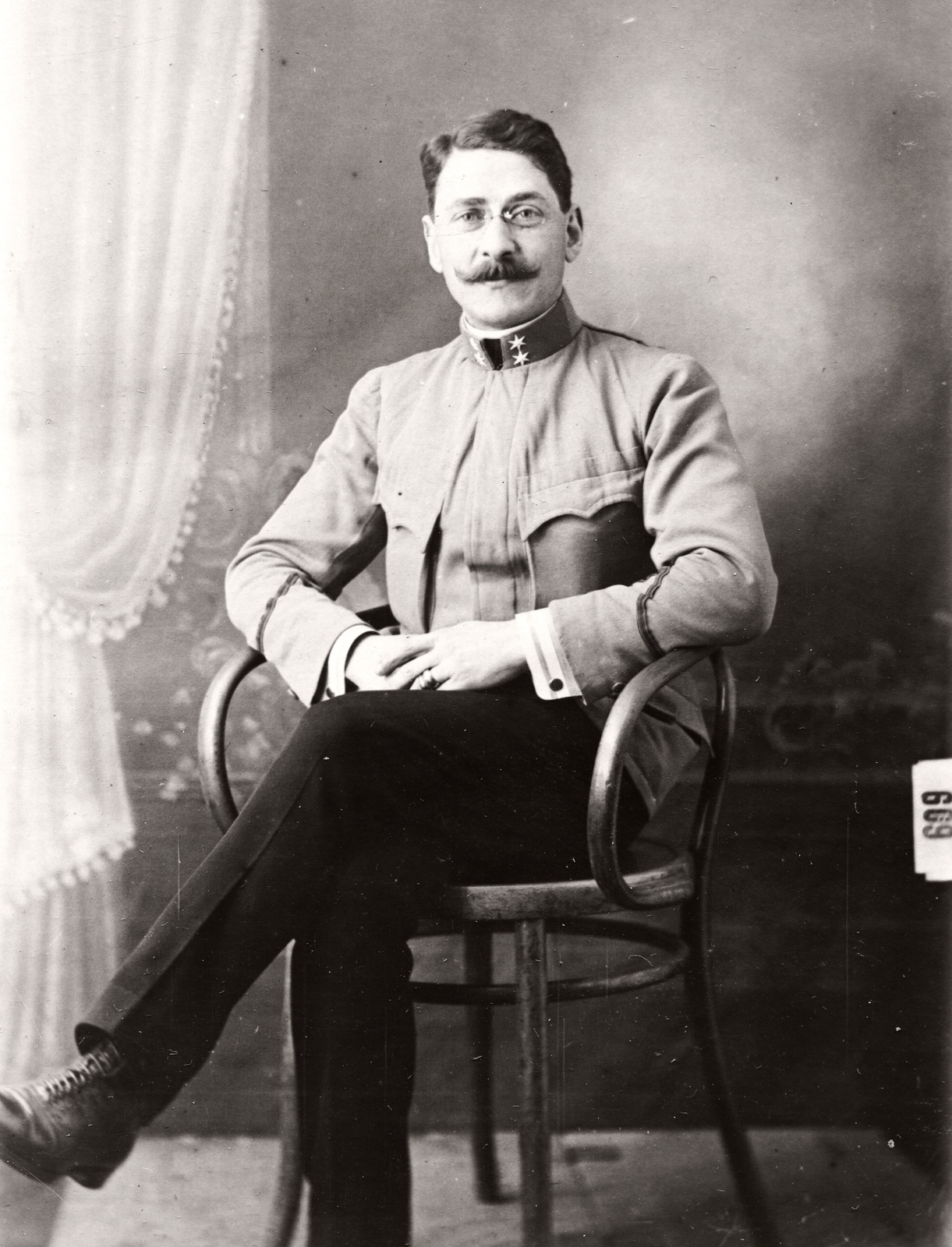 1916, A R, portrait, moustache, studio, soldier, chair, arm chair, officer, leg over leg, Fortepan #62174