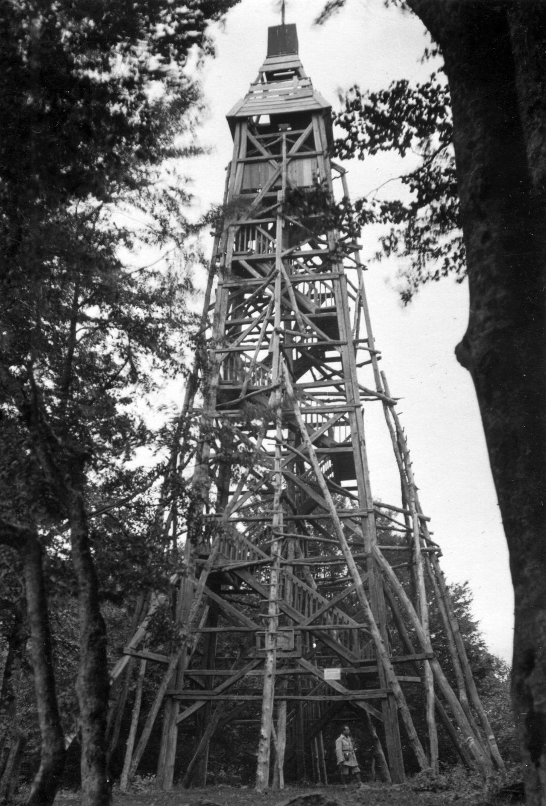 Hungary, Kékestető, Dr. Vass József kilátótorony., 1933, A R, lookout, wooden structure, Fortepan #62222