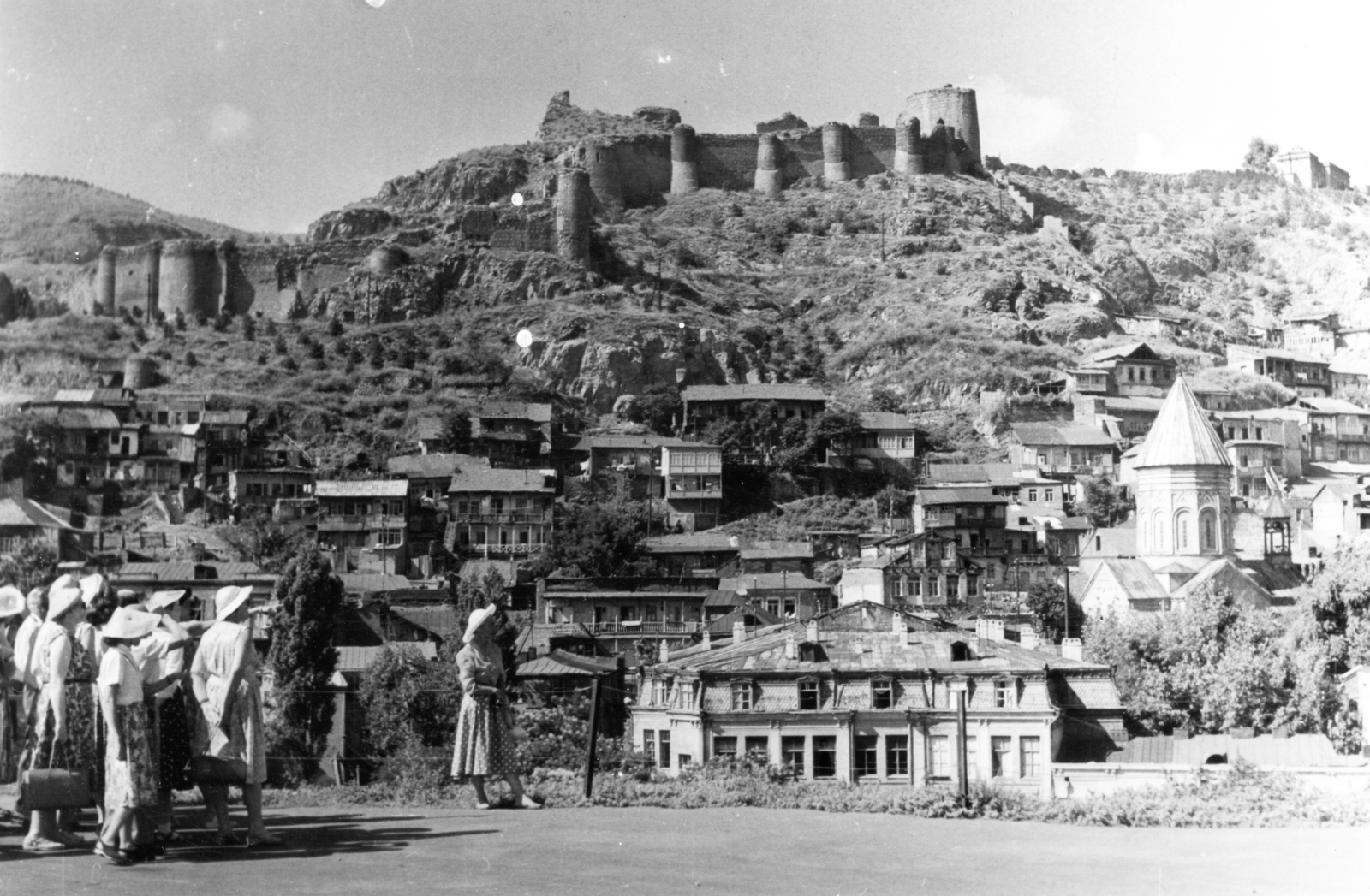 Georgia, Tbilisi, Narikala erőd., 1960, A R, Soviet Union, excursion, picture, castle wall, Fortepan #62384