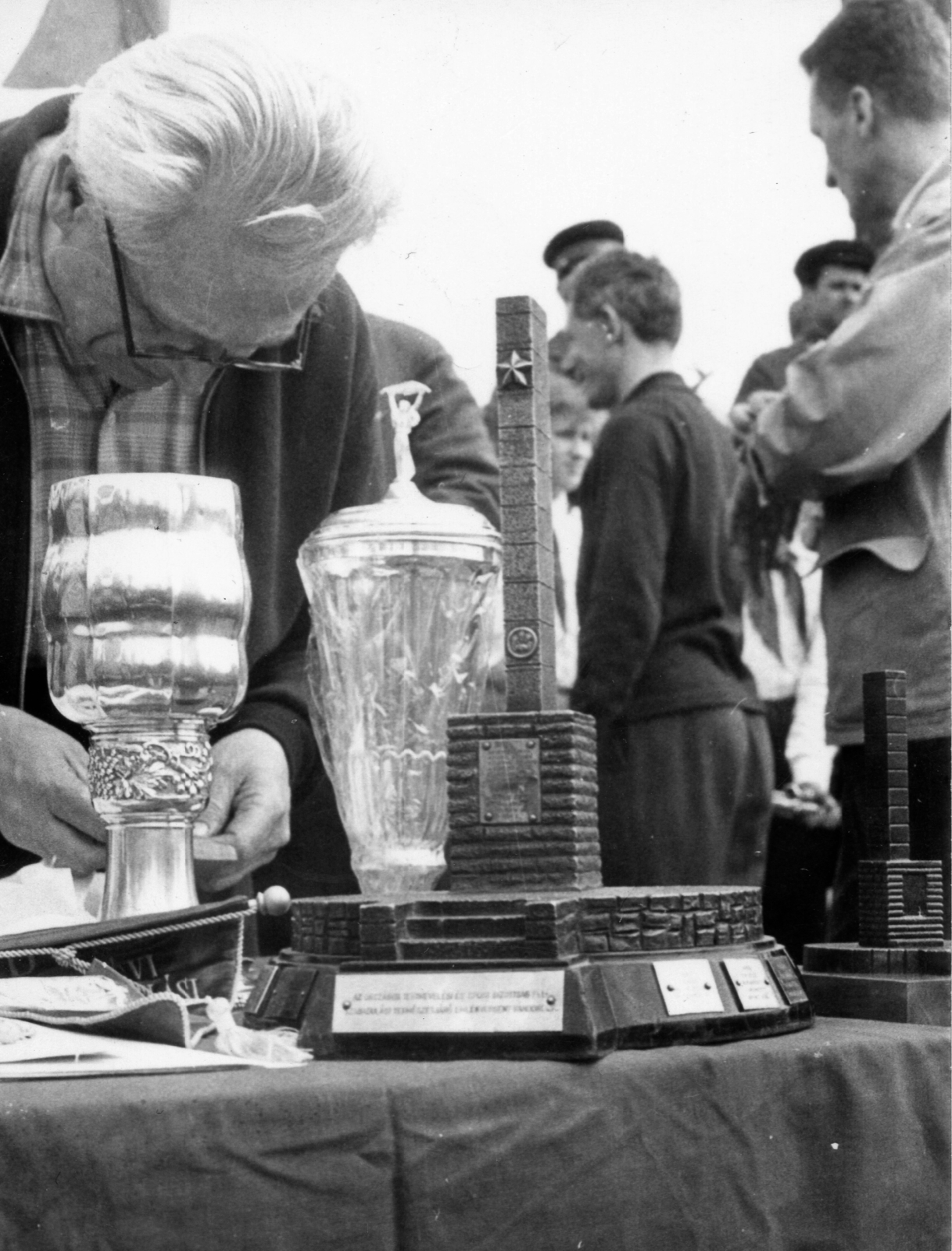 Hungary, Vörös-kő, április 4-i emléktúra, természetbarát találkozó., 1966, A R, Fortepan #62390