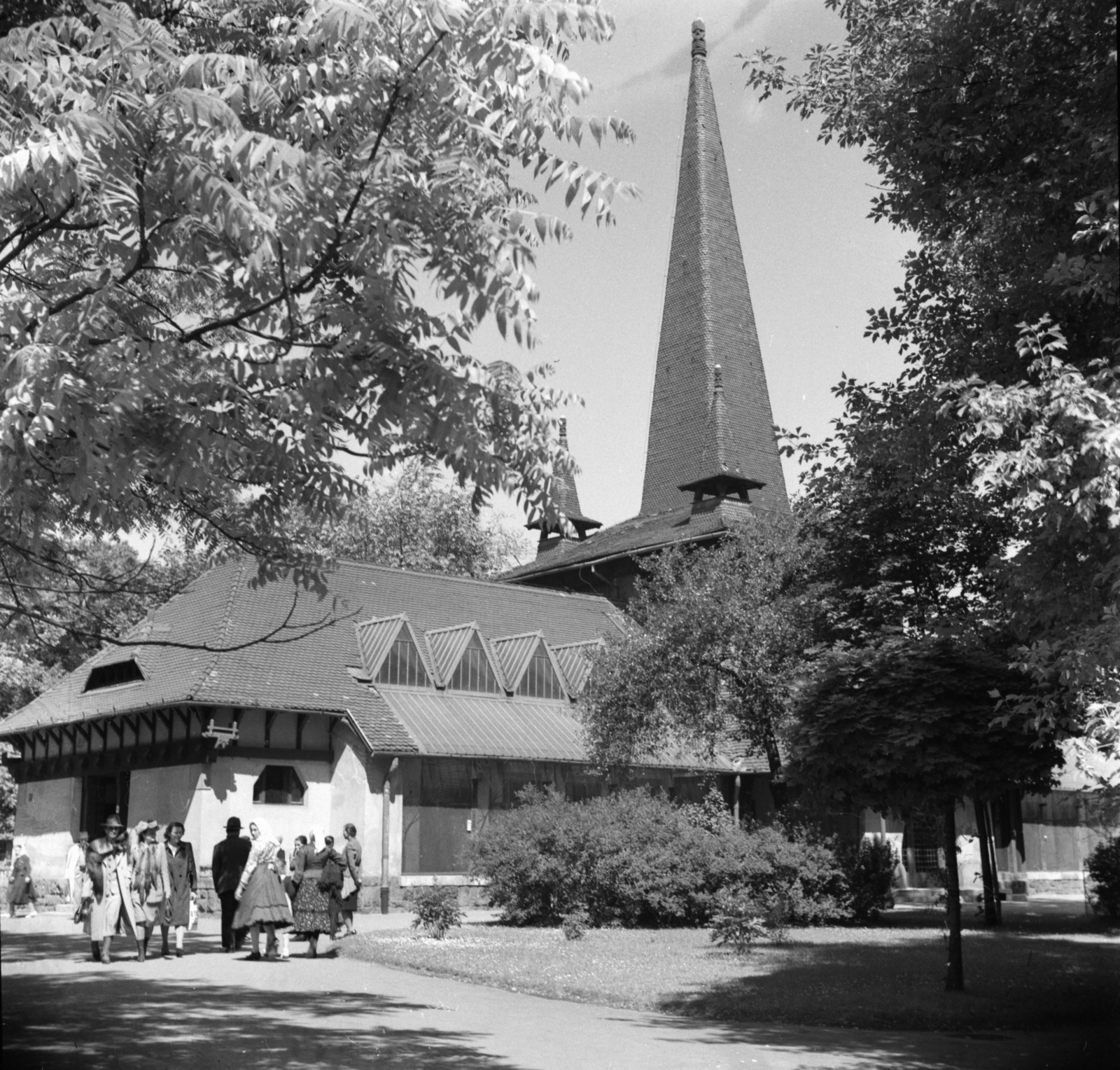 Hungary, Zoo, Budapest XIV., Madárház (Kós és Zrumeczky, 1912.), ma Ausztrál ház., 1939, Góg Emese, church, Budapest, Fortepan #62582