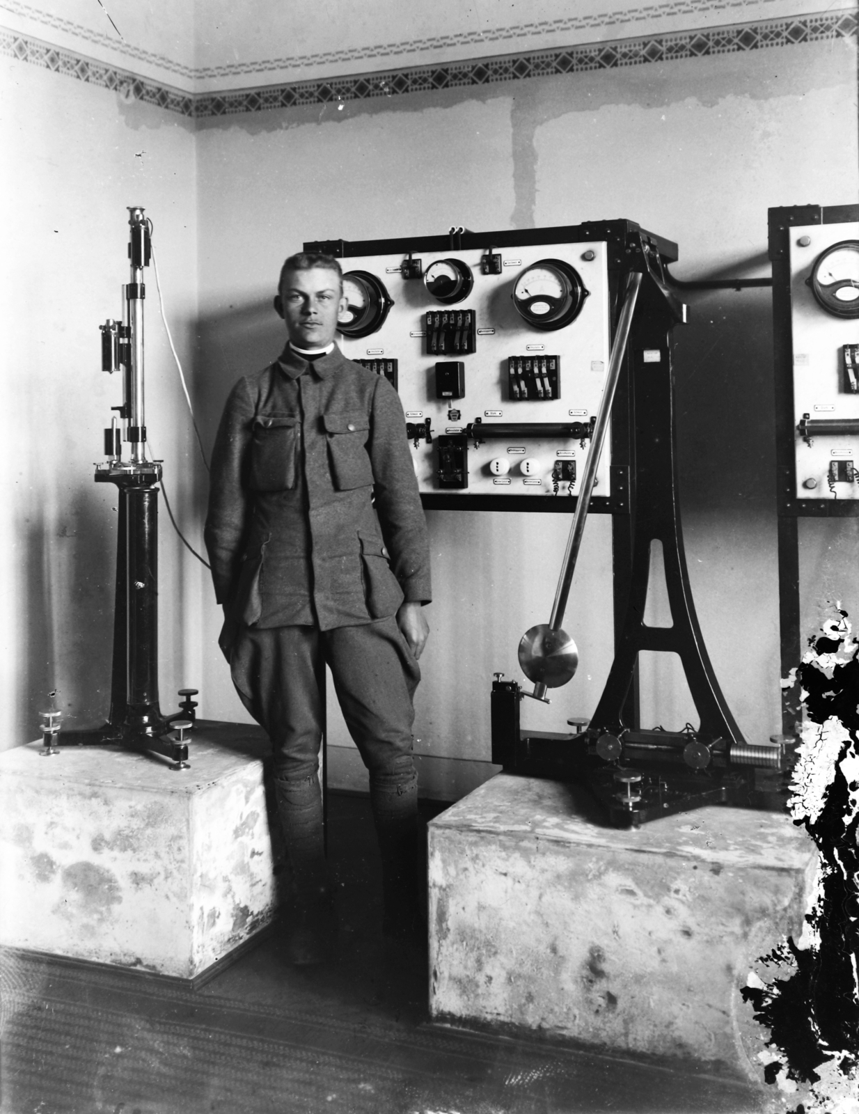 1914, Veszprém Megyei Levéltár/Klauszer, instrument, electricity, pendulum, Fortepan #62742
