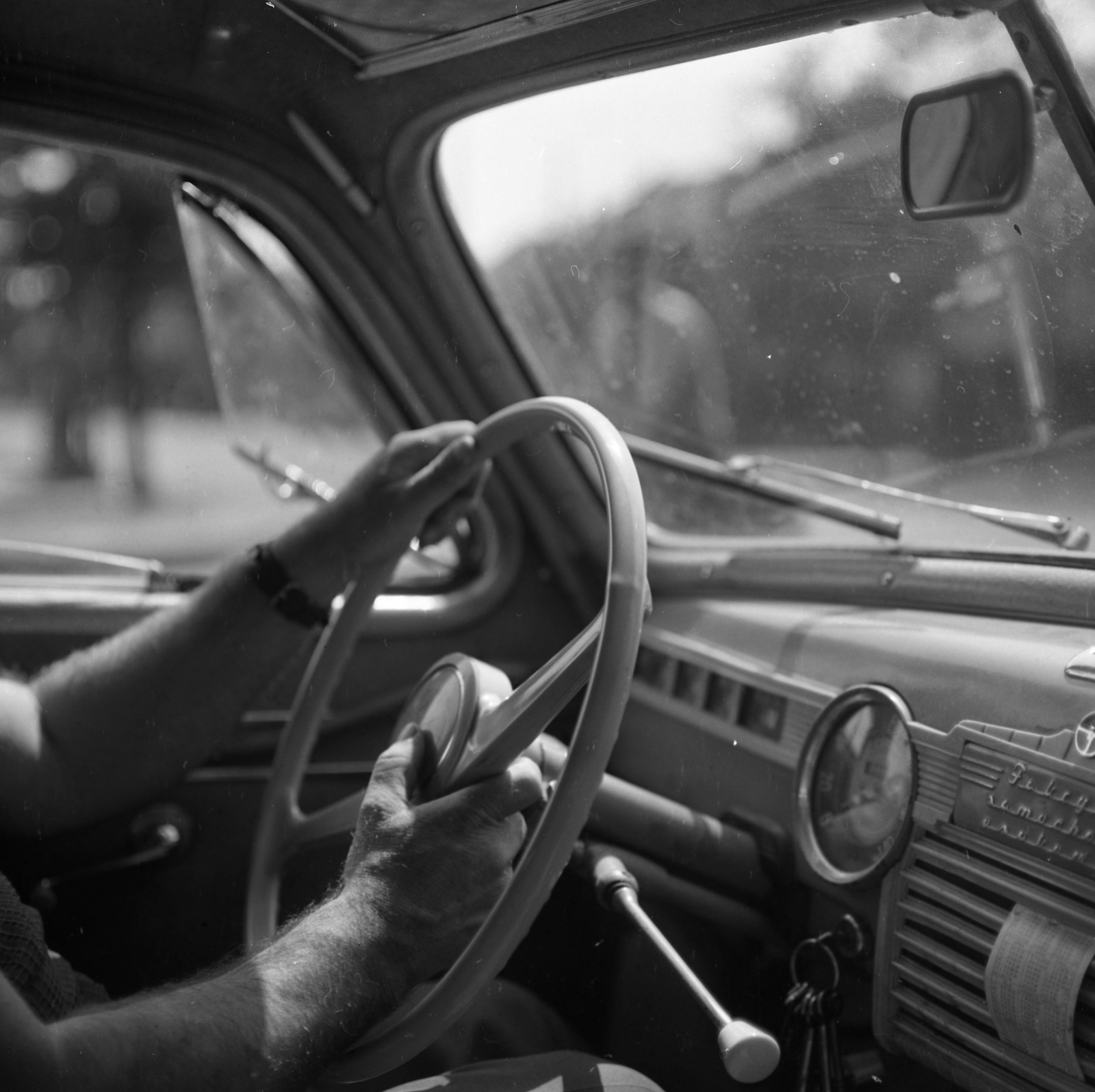 Hungary, 1965, Magyar Rendőr, automobile, rear-view mirror, steering wheel, vehicle interior, Fortepan #65192