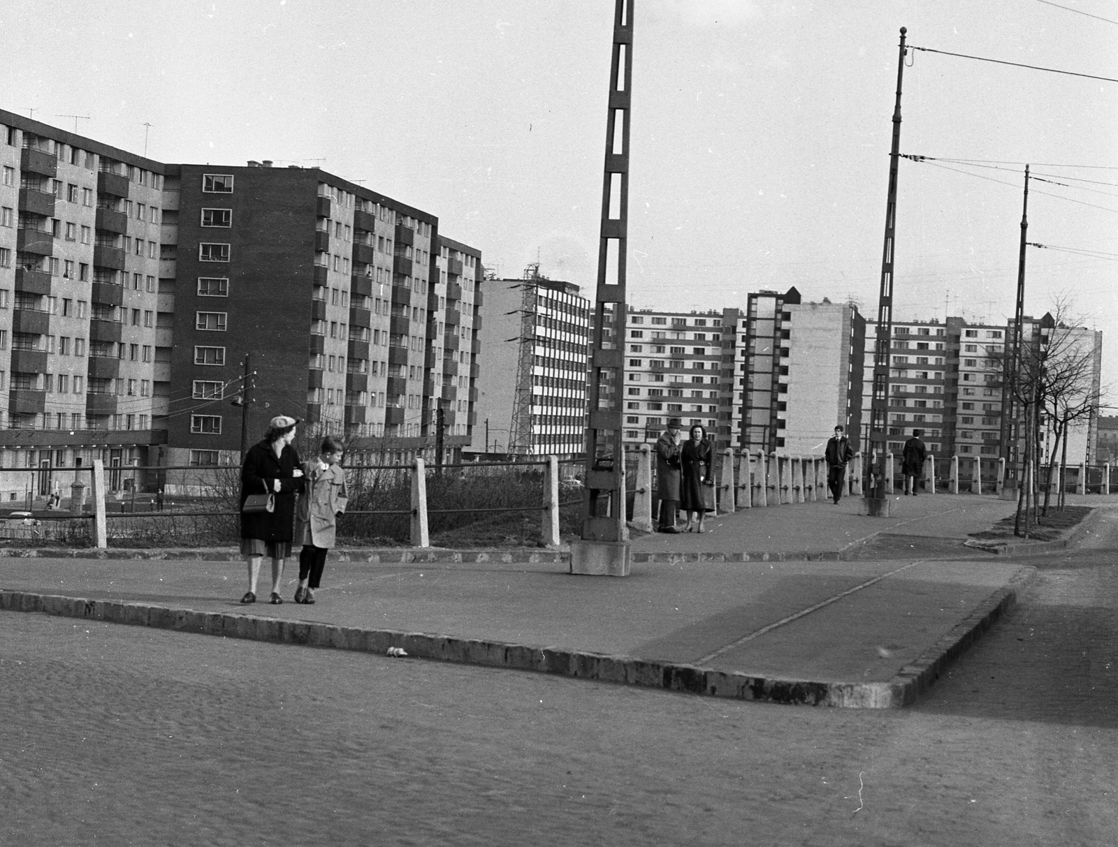 Hungary, Budapest XIII., Árpád híd pesti hídfő a Népfürdő utcánál., 1966, Magyar Rendőr, Budapest, Fortepan #65295
