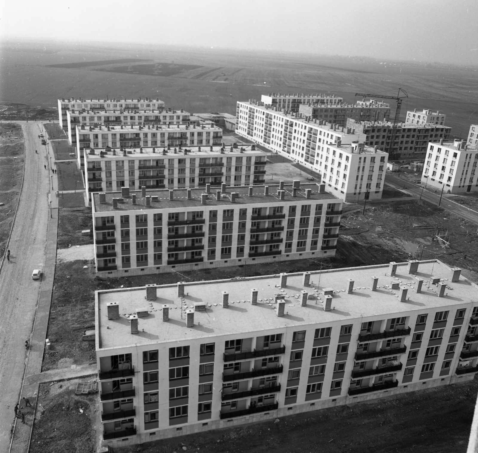 Hungary, Tiszaújváros, (Tiszaszederkény) kilátás a víztoronyból, balra a Tisza út., 1966, Magyar Rendőr, bird's eye view, Fortepan #65319