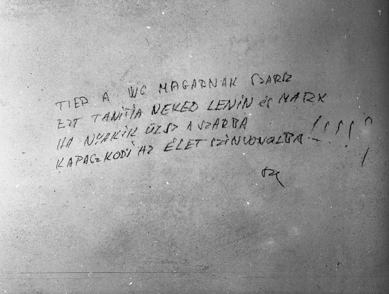 Magyarország, Sárkeresztes, falfirka., 1966, Magyar Rendőr, falfirka, Fortepan #65352