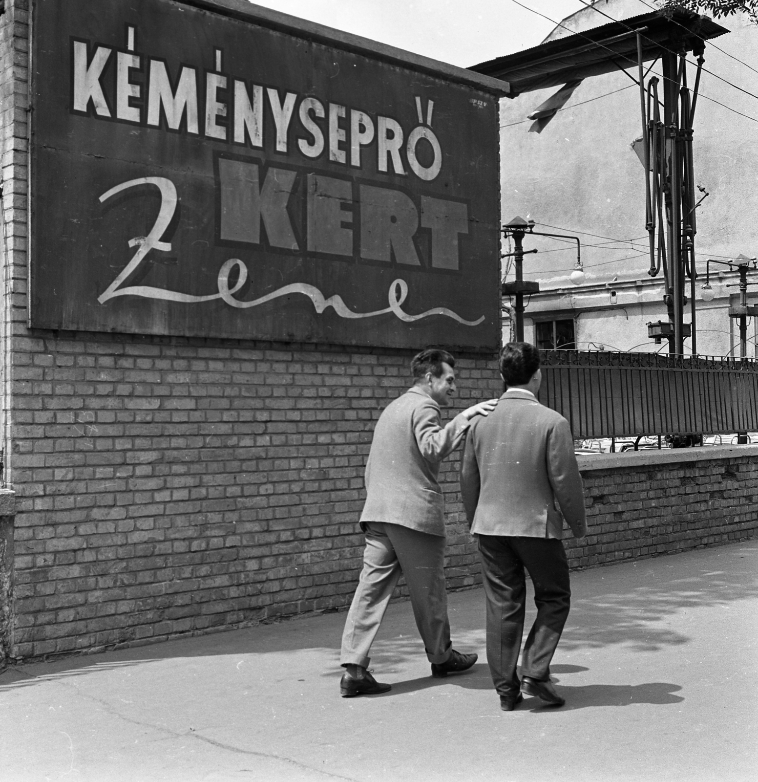 Hungary, Budapest VI., Dózsa György út 106., Kéményseprő Étterem., 1966, Magyar Rendőr, Budapest, Fortepan #65400
