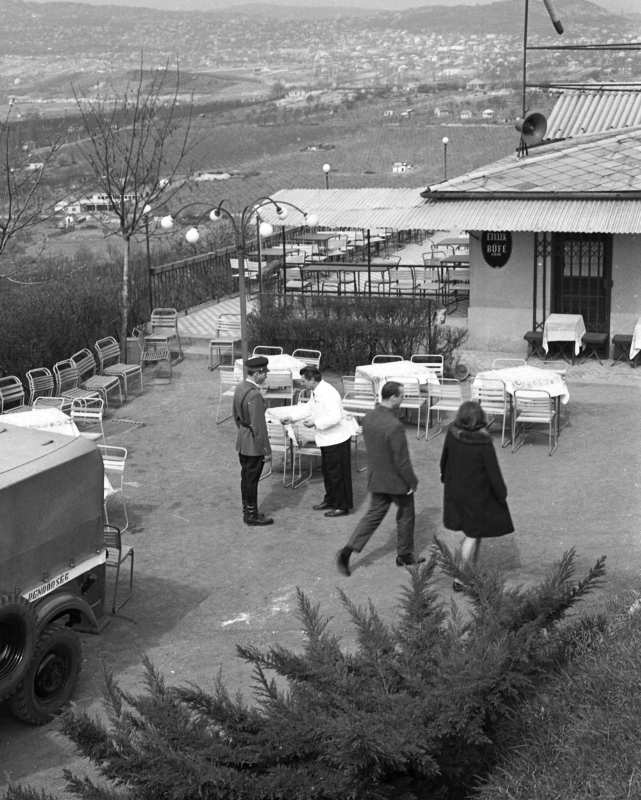 Magyarország, Budapest XI., Panoráma kisvendéglő, kilátás a város felé a Balatoni út és a Városkúti határsor irányából., 1967, Magyar Rendőr, Budapest, Fortepan #65495