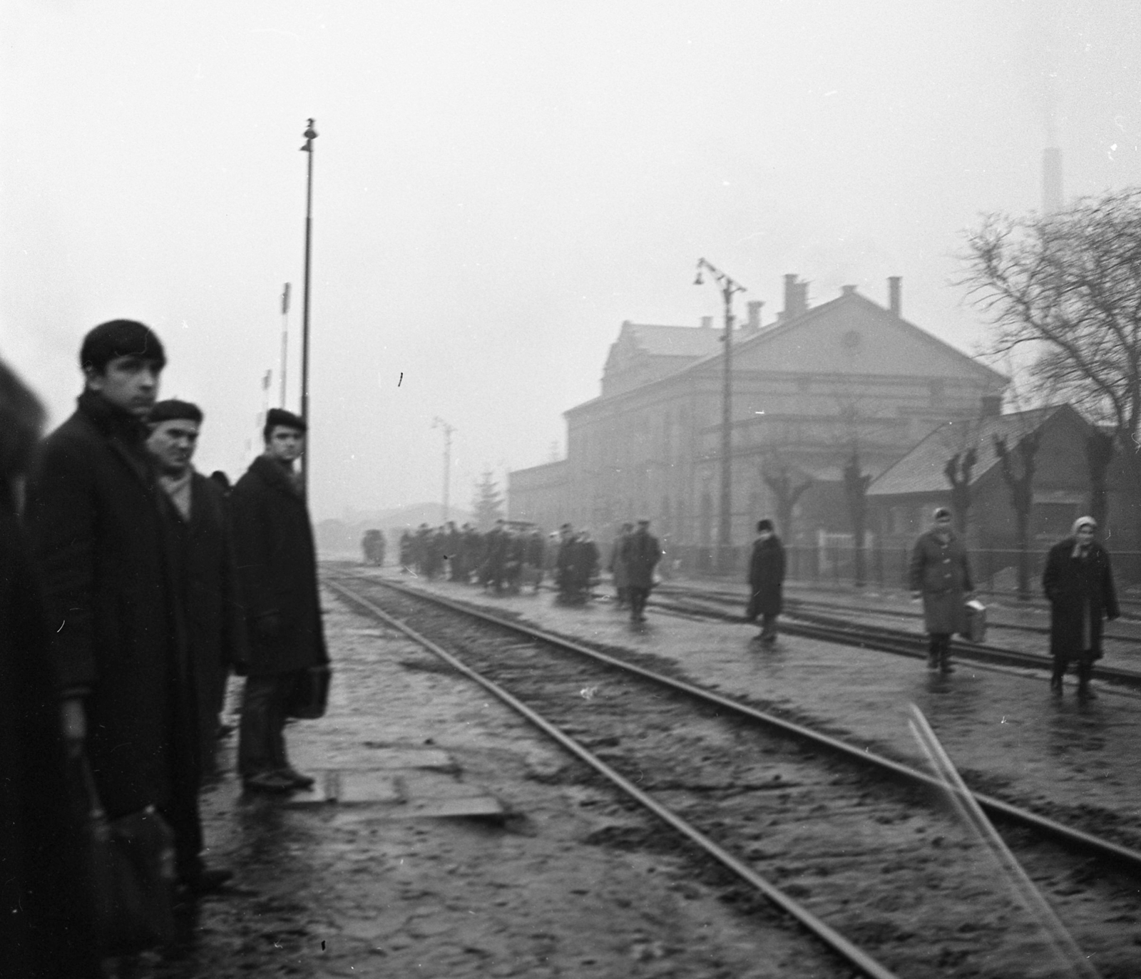 Hungary, Vác, vasútállomás., 1968, Magyar Rendőr, train station, Fortepan #65588