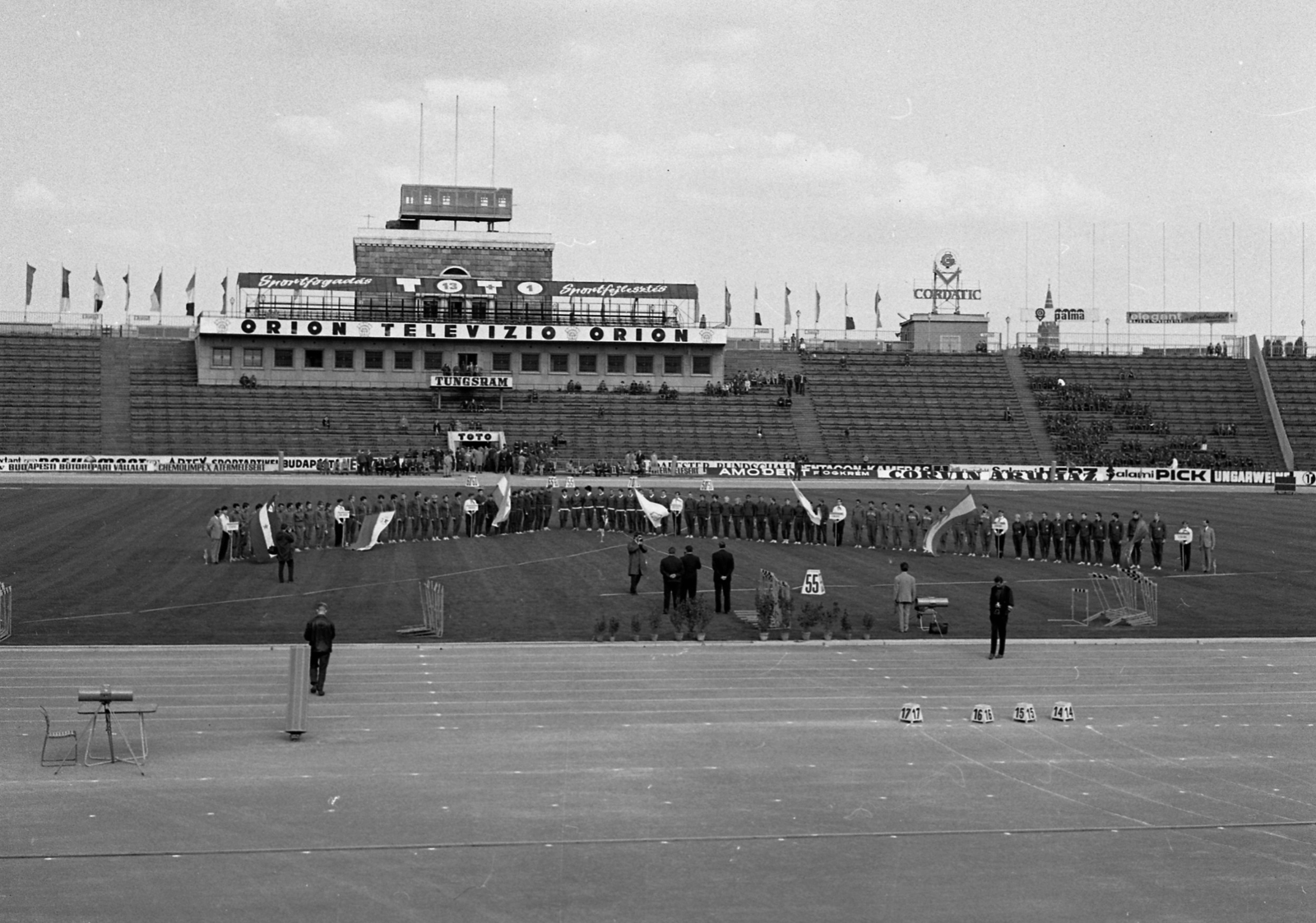 Hungary, Népstadion, Budapest XIV., 1968, Magyar Rendőr, Budapest, Tungsram-brand, Orion-brand, Fortepan #65679