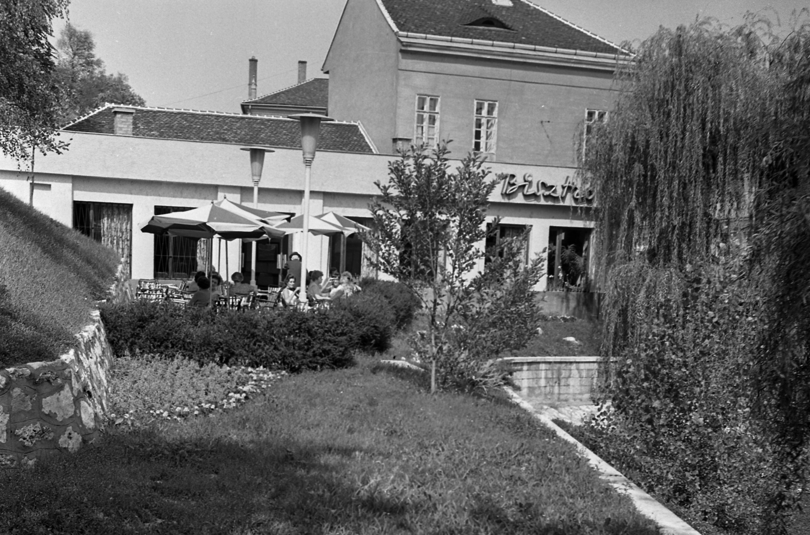 Magyarország, Budapest II., Frankel Leó út 48., Malomtó Bisztró., 1968, Magyar Rendőr, Budapest, Fortepan #65733