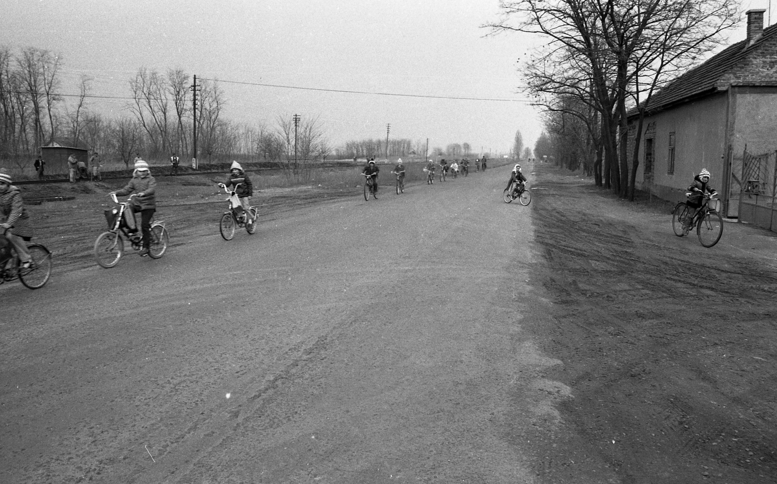 Hungary, 1979, Magyar Rendőr, bicycle, Fortepan #66374