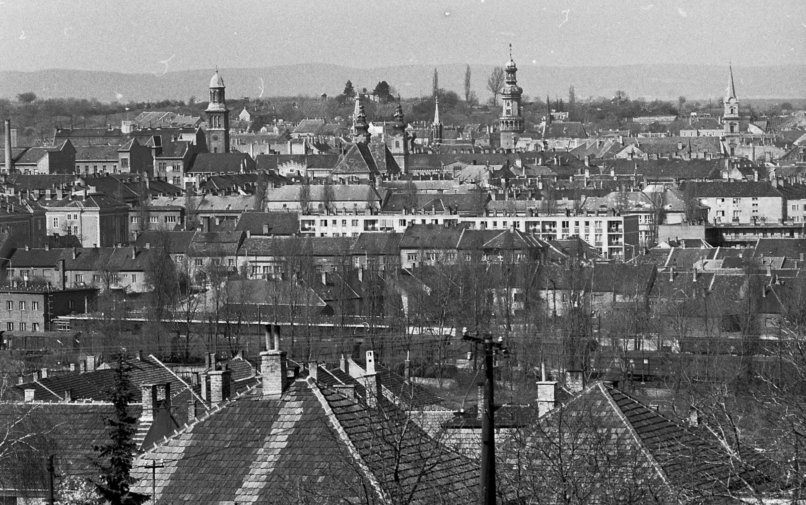 Hungary, Sopron, a belváros látképe a Lővérek felől., 1982, Magyar Rendőr, roof, Fortepan #66766
