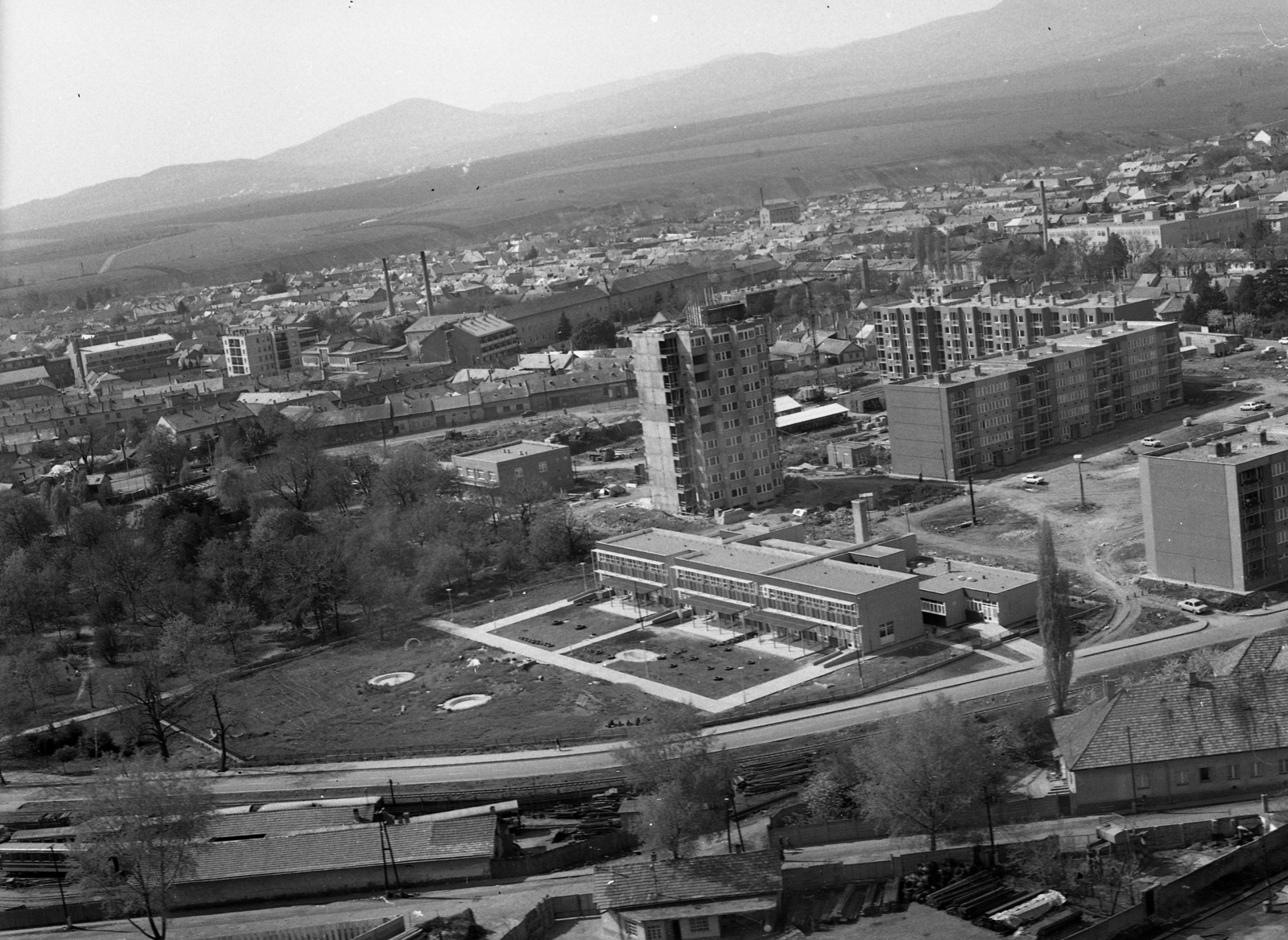 Hungary, Gyöngyös, légifotó, előtérben a Dobó István utca., 1982, Magyar Rendőr, aerial photo, picture, Fortepan #66822