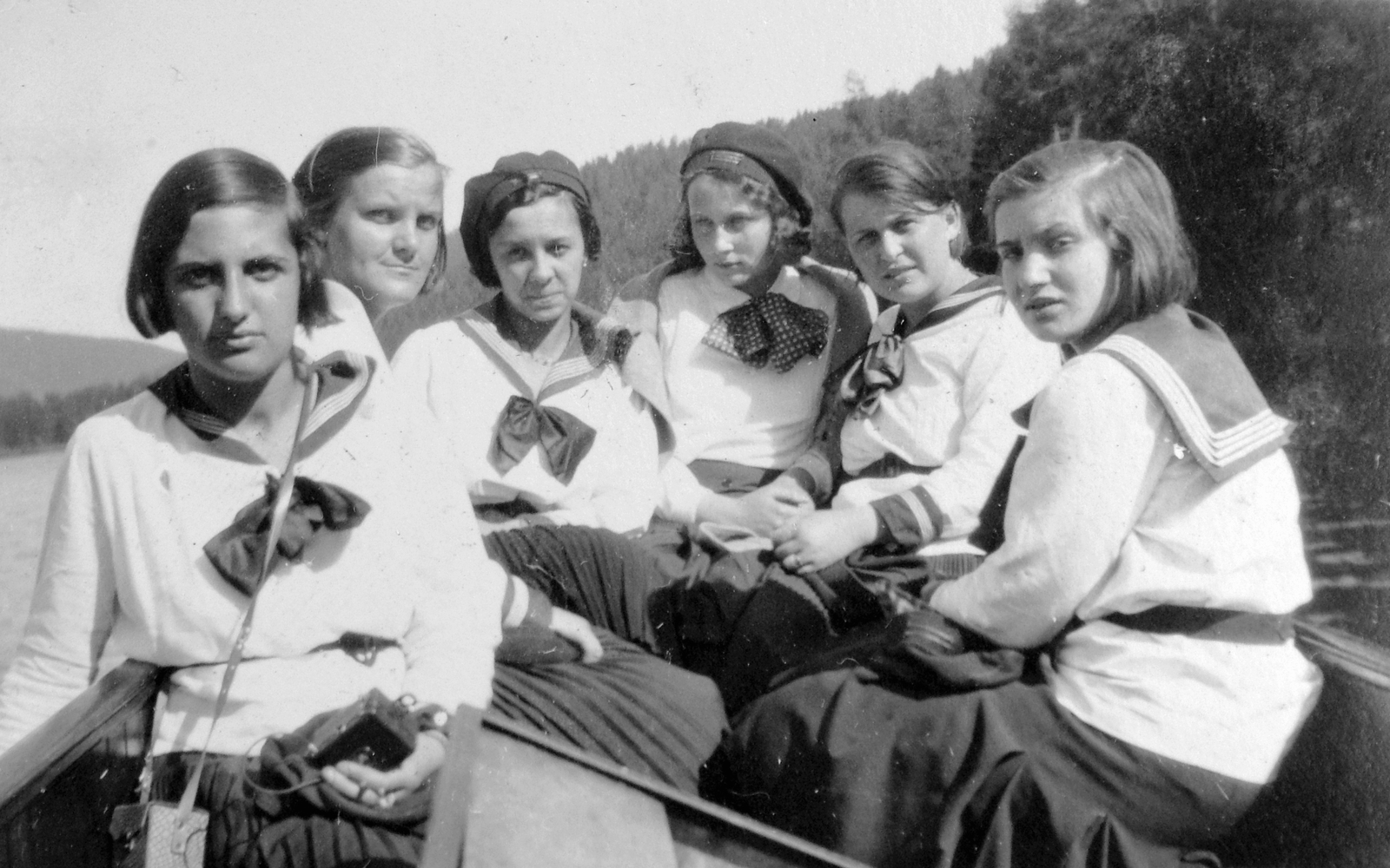Hungary, Sopron, az Isteni Megváltóról Nevezett Nővérek Szent József Intézetének növendékei., 1934, Fortepan, Fortepan #6821