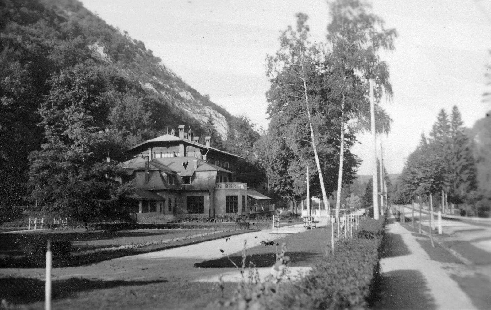 Magyarország, Lillafüred, Miskolc, Lilla szálló., 1933, Gyöngyi, szálloda, fasor, Fortepan #6862