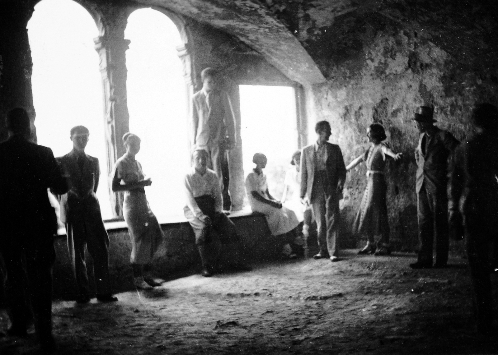 Hungary, Sárospatak, Rákóczi-vár, kirándulók a Vörös toronyban., 1936, Gyöngyi, museum, castle, castle interior, tourism, Fortepan #6870