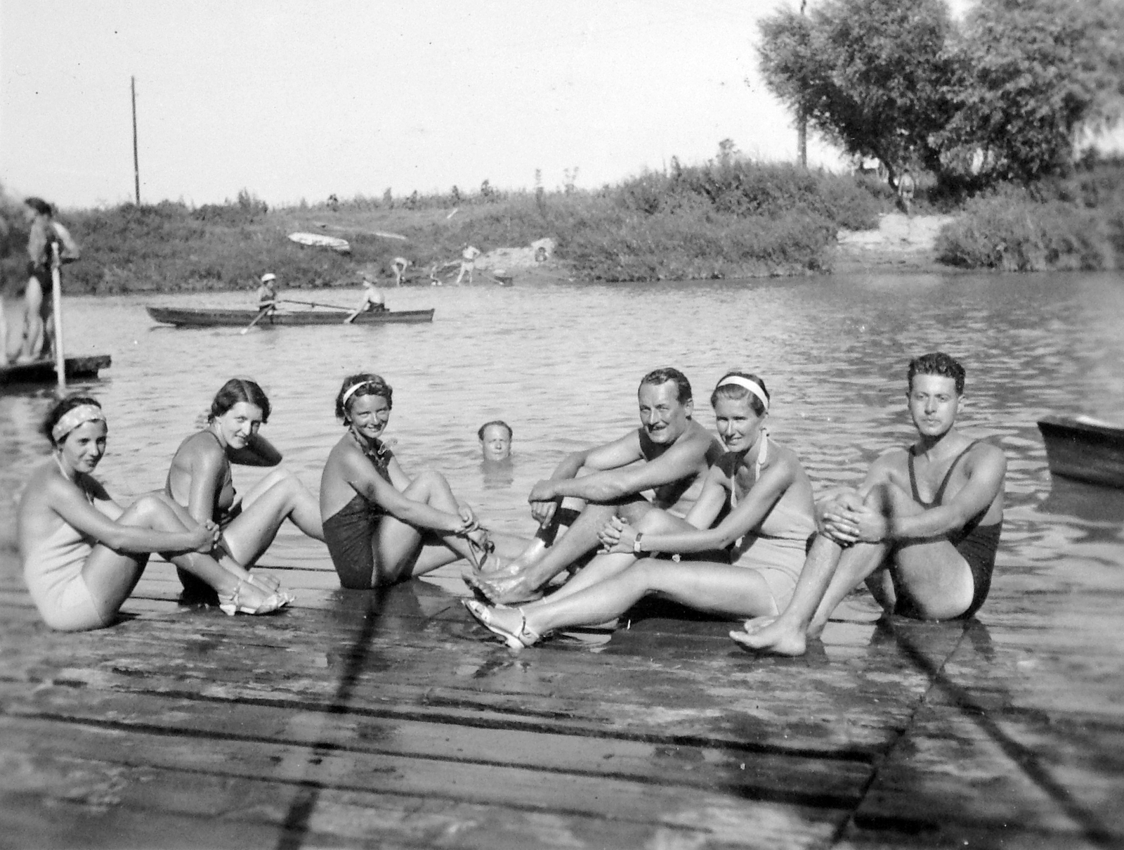 1938, Gyöngyi, bathing suit, boating, tableau, Fortepan #6900