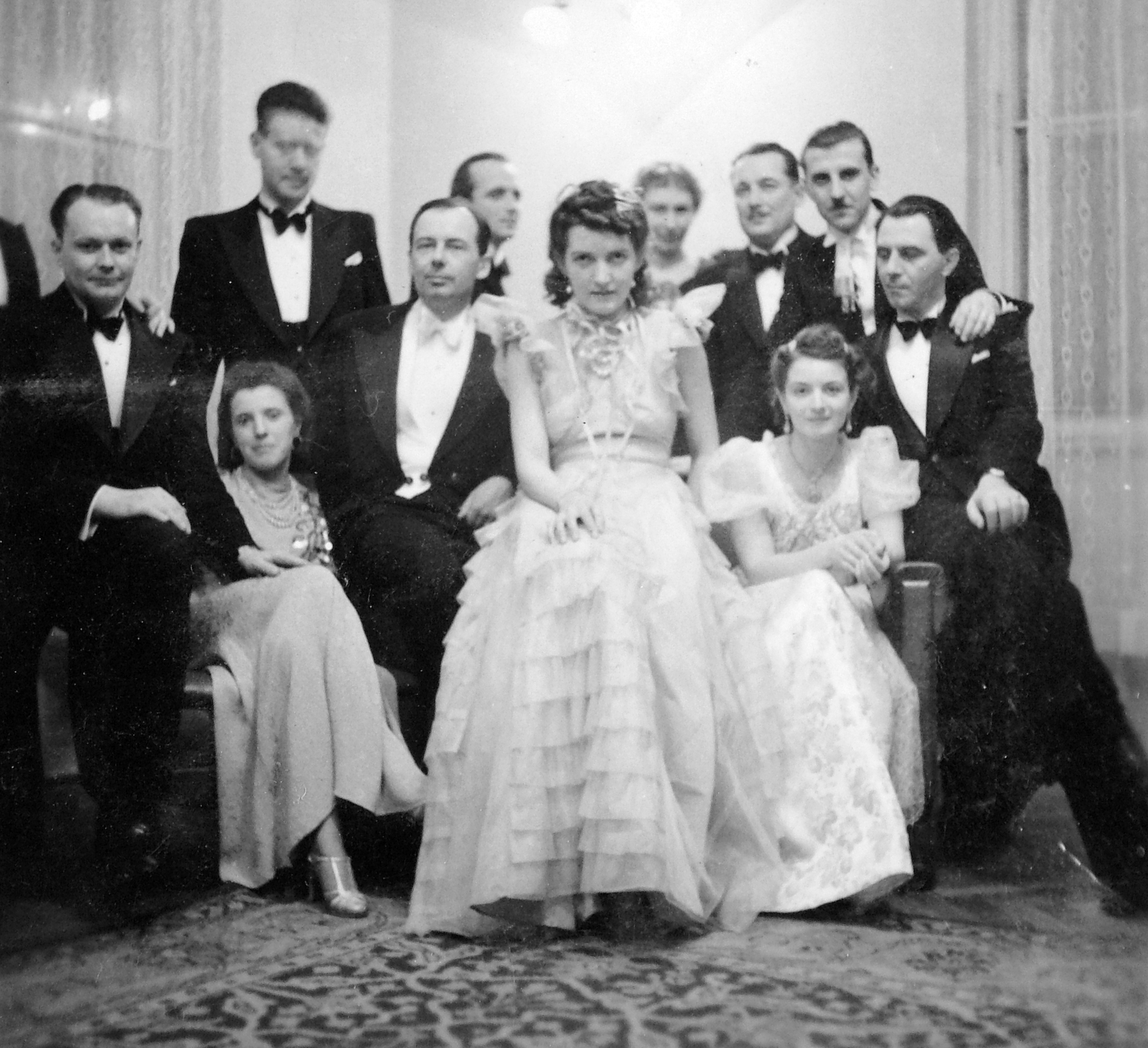 1938, Gyöngyi, tableau, ball, white tie, Fortepan #6921