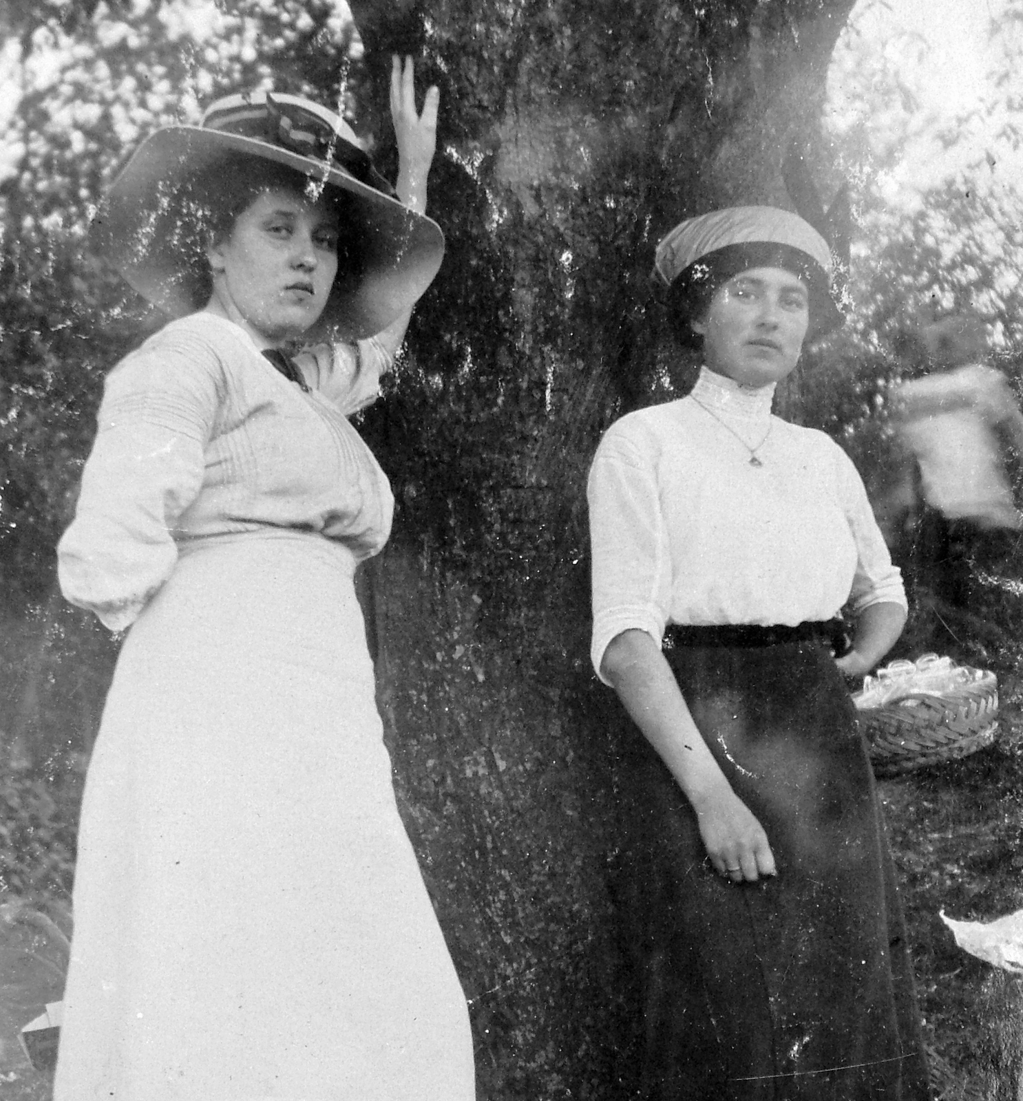1919, Fortepan, fashion, garden, women, double portrait, Fortepan #6924