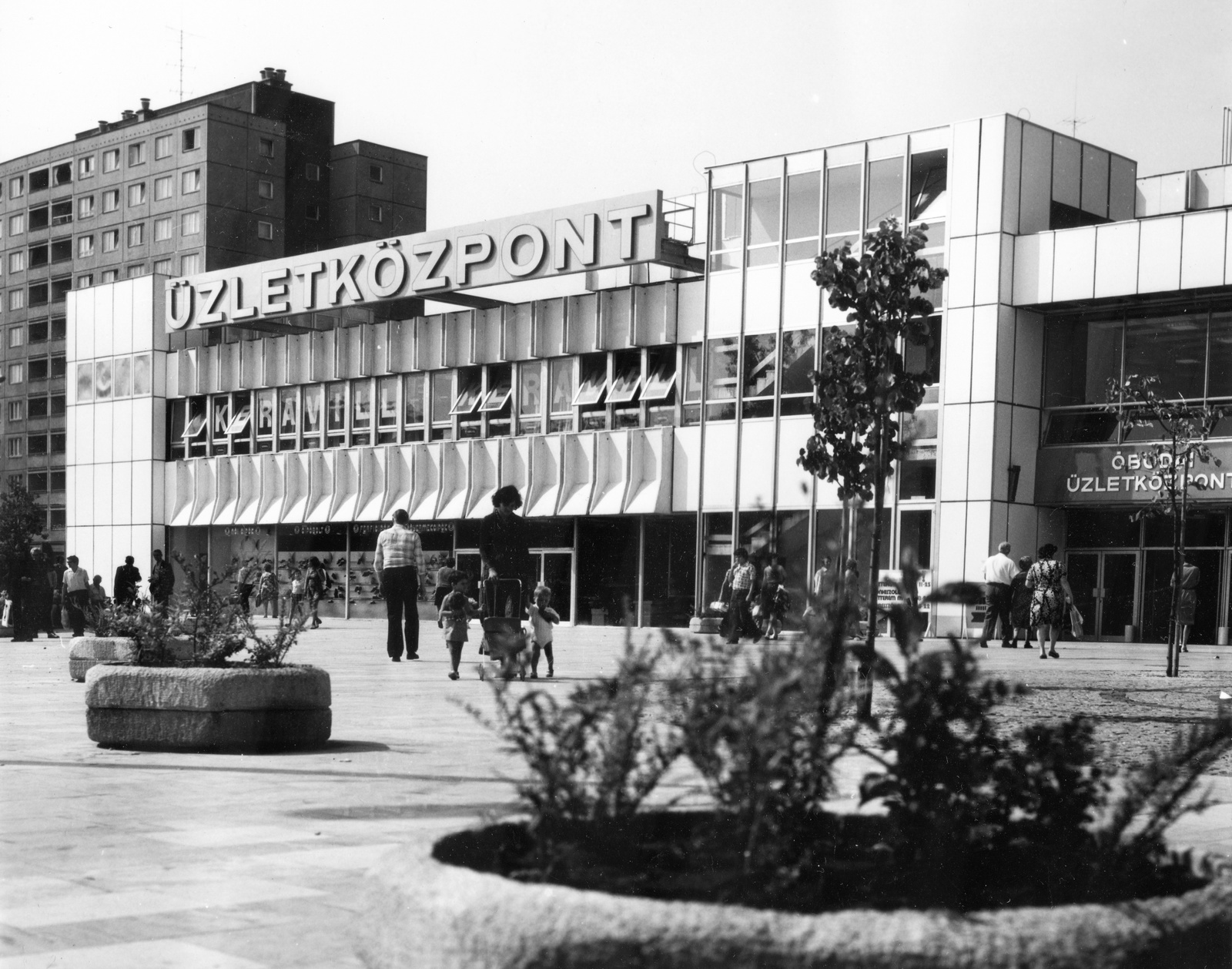 Magyarország, Óbuda, Budapest III., Flórián tér, Flórián üzletközpont., 1976, Fortepan, Keravill, Budapest, Fortepan #69912