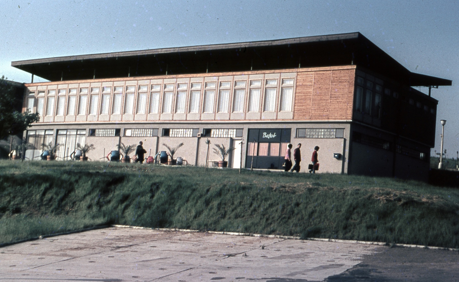 Czech Republik, Modřice, Motel Bobrava., 1963, Zsanda Zsolt, Vajszada Károly, colorful, Fortepan #70001