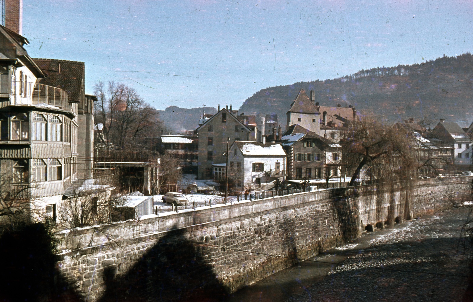 Austria, Feldkirch, Ill folyó, a Heilig Kreuz Brückéről nézve., 1967, Zsanda Zsolt, Vajszada Károly, colorful, Fortepan #70074