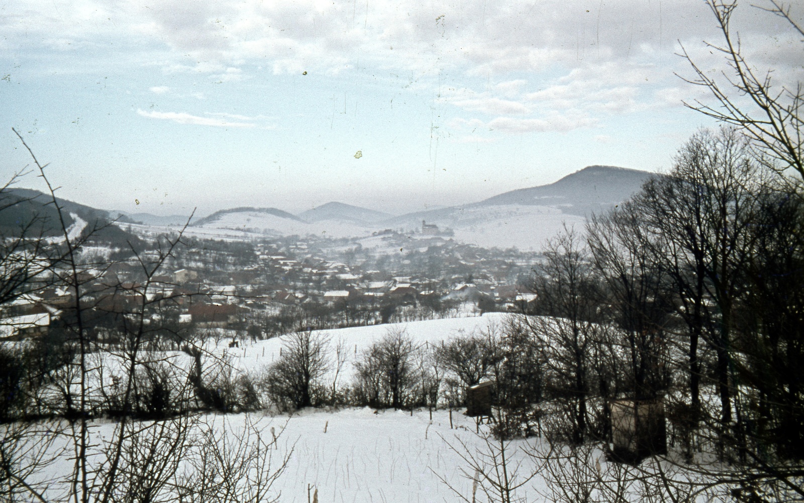 Magyarország, Pilisszentlászló, a falu látképe délkelet felől., 1967, Zsanda Zsolt, Vajszada Károly, színes, Fortepan #70086