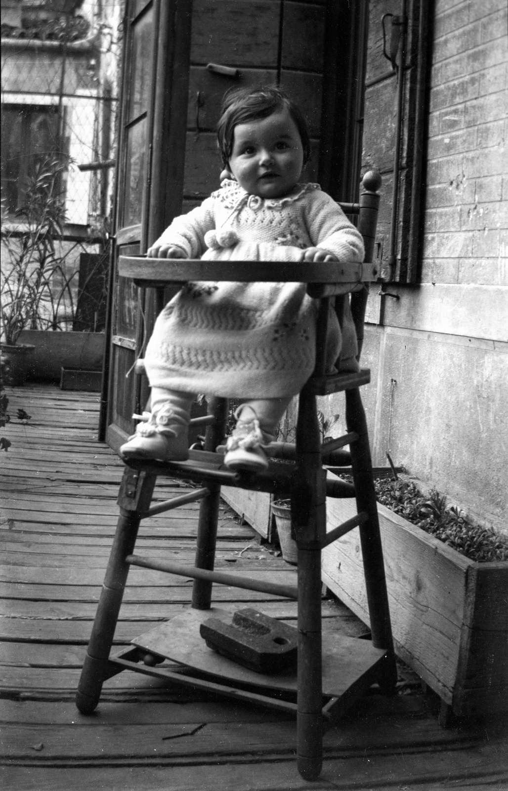 1931, Roberto Urban, portrait, yard, girl, high chair, kid, Fortepan #70234