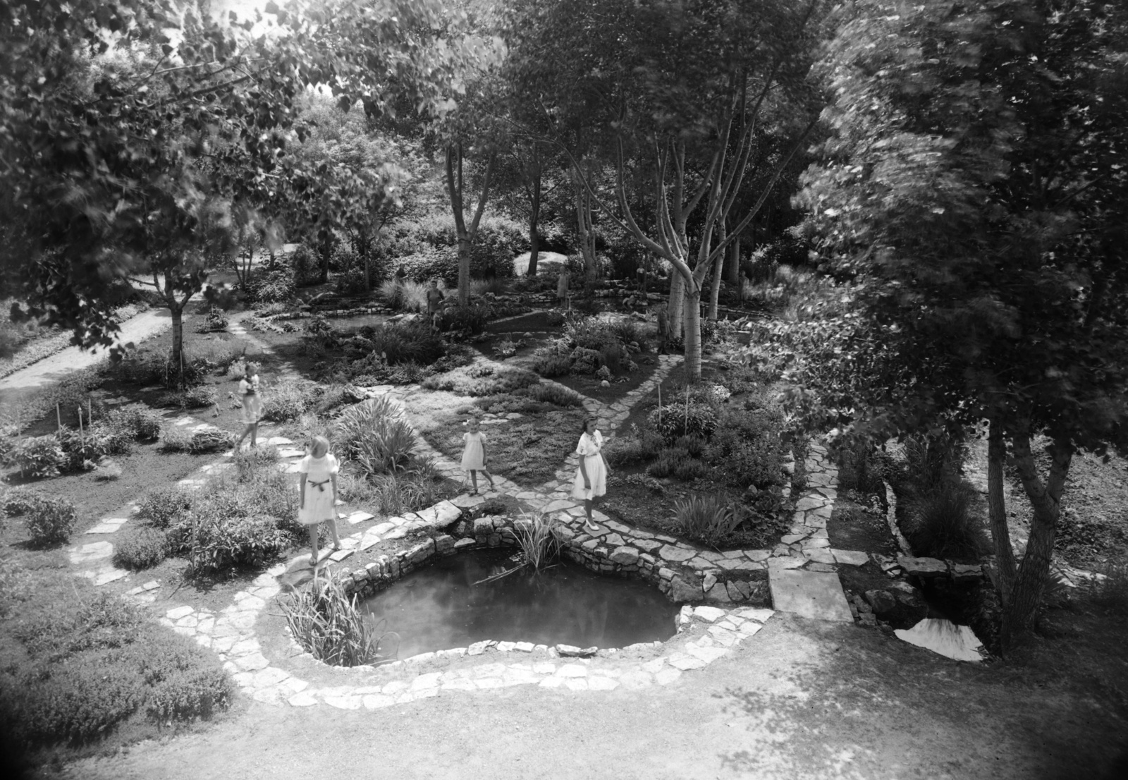 1940, Veszprém Megyei Levéltár/Kozelka Tivadar, Kozelka Tivadar, lake, garden, Fortepan #70520