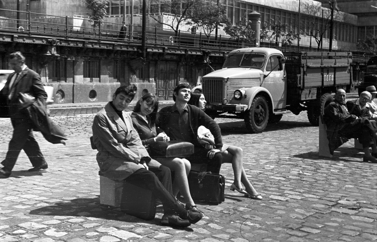 Hungary, Budapest V., pesti alsó rakpart a Vigadó térnél., 1968, GAZ-brand, commercial vehicle, Budapest, Fortepan #70588
