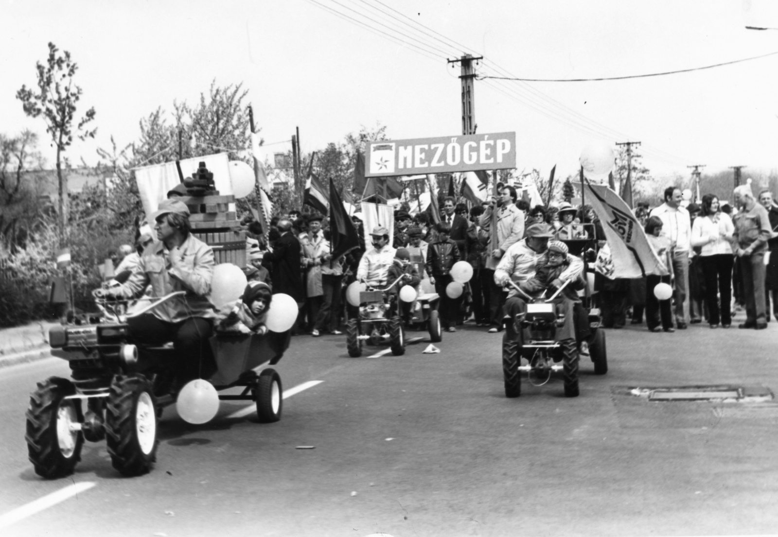 Hungary, Veszprém, Jutasi (Felszabadulás) út a Margit-templom előtt., 1980, Joó Sándor, march, tractor, Fortepan #70640