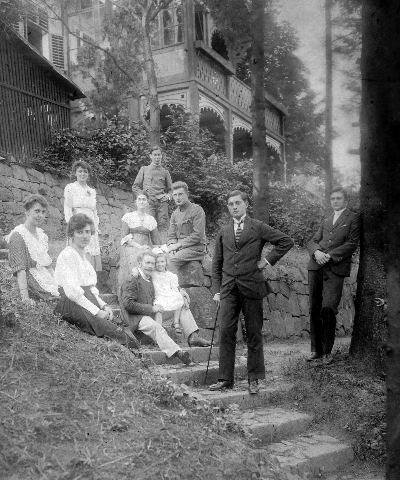 1916, Fortepan, uniform, tableau, women, men, stairs, kids, hillside, walking cane, sitting on stairs, Fortepan #7084